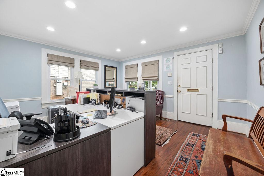 308 W Stone Avenue Property Photo 6