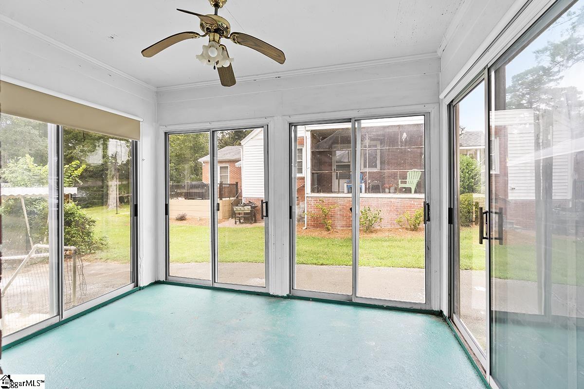 606 Cedar Street Property Photo 16