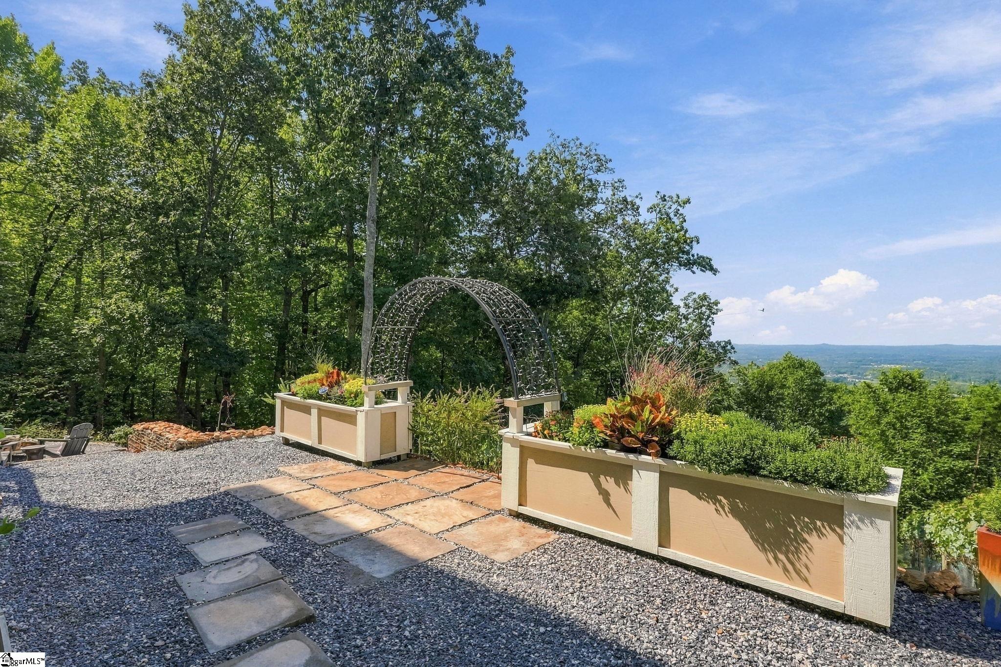 1133 Altamont Road Property Photo 49