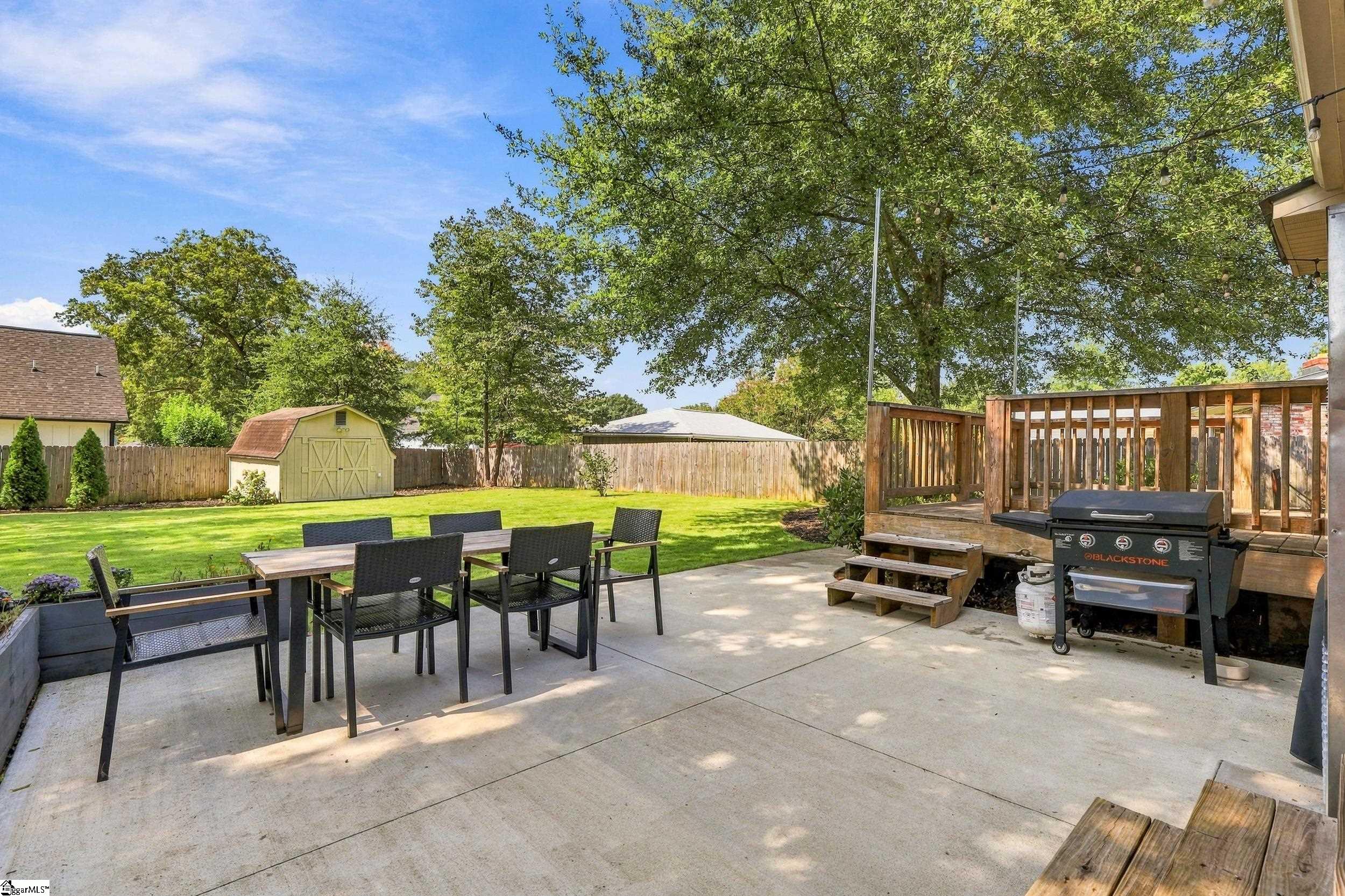 30 Lisa Drive Property Photo 29