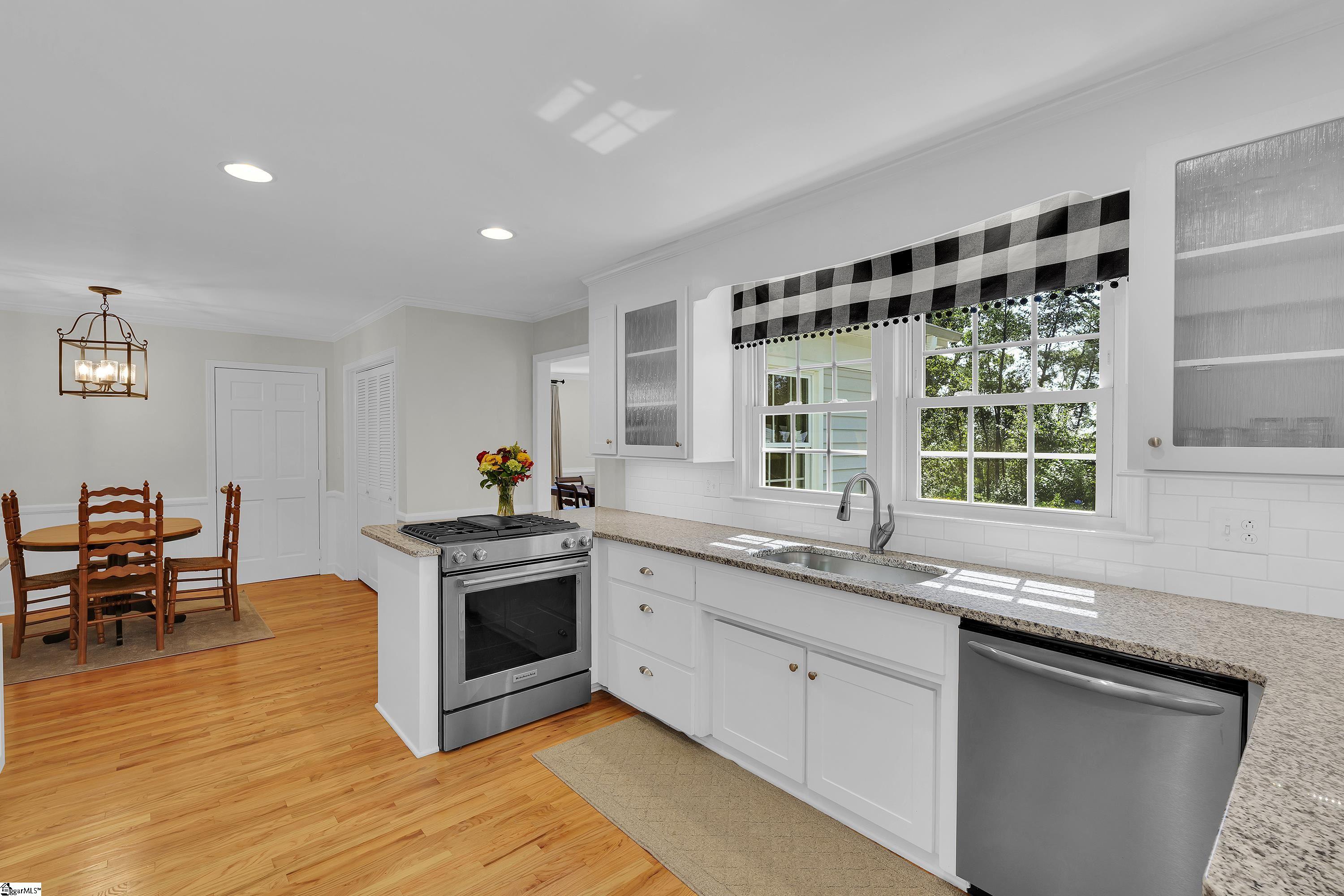 107 Peachtree Drive Property Photo 14
