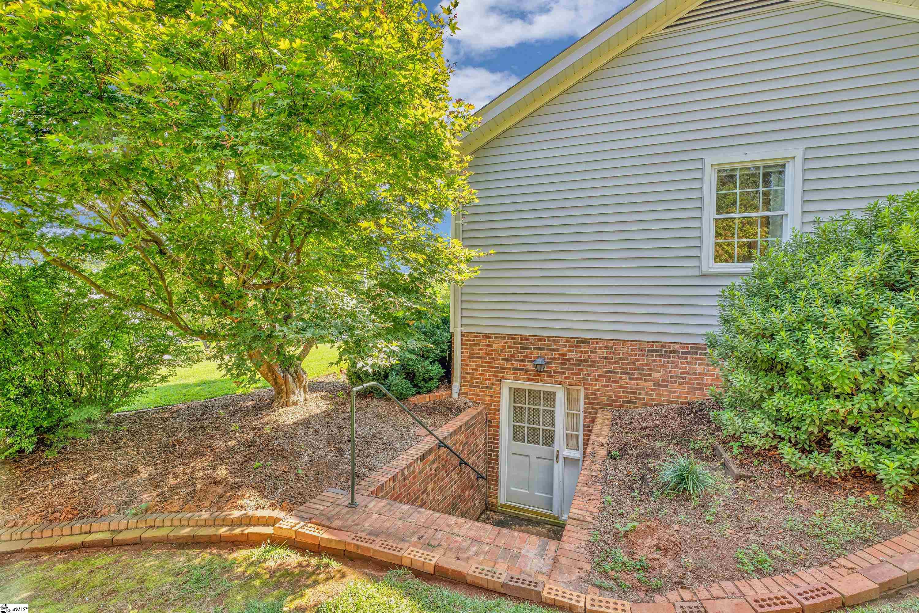 107 Peachtree Drive Property Photo 36
