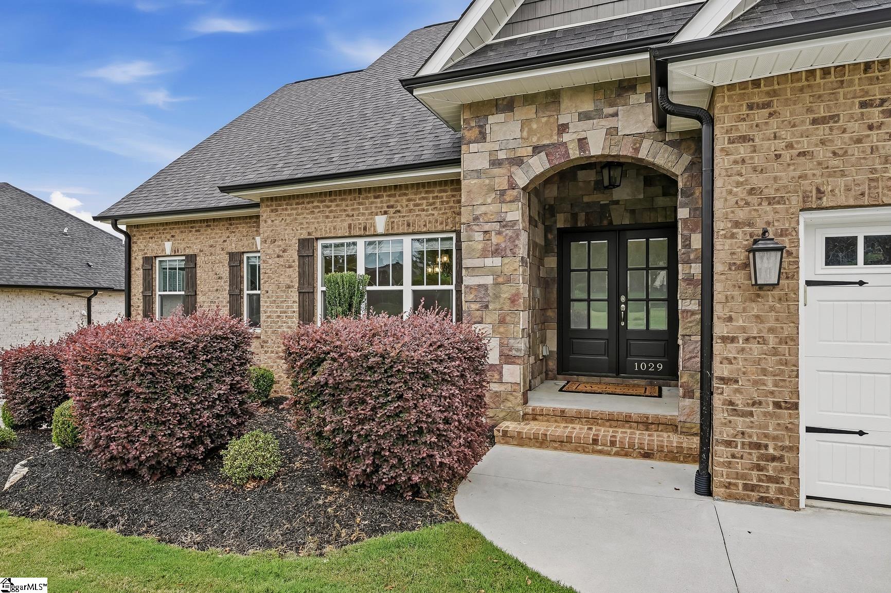 1029 Tuscany Drive Property Photo 2