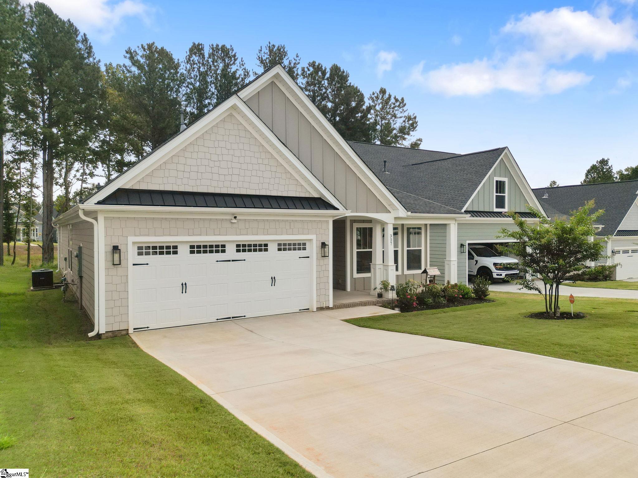 327 Wakelon Drive Property Photo 1