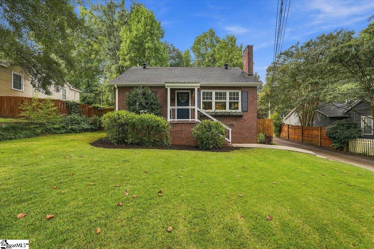 8 Charlotte Street Property Photo 1