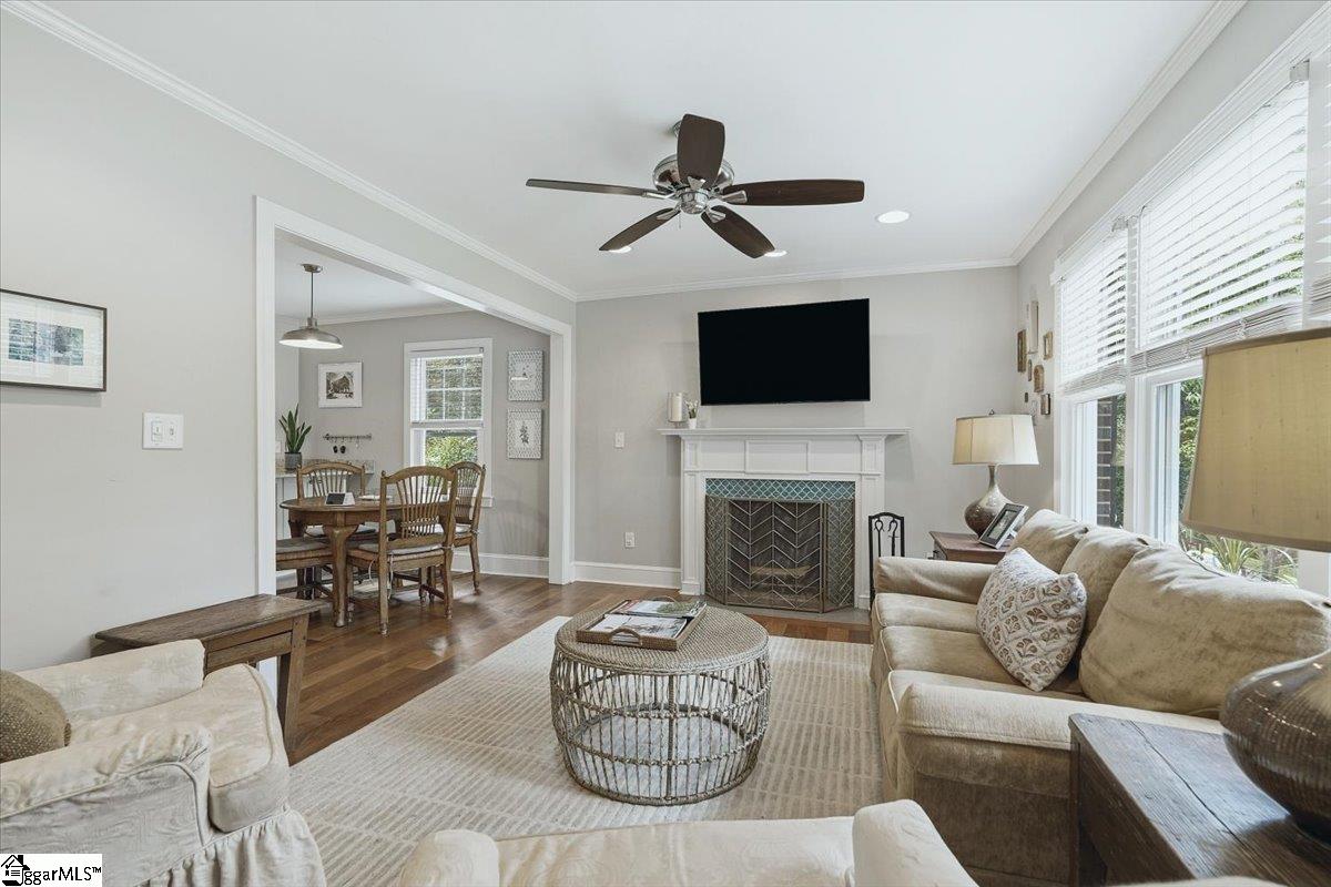 8 Charlotte Street Property Photo 5