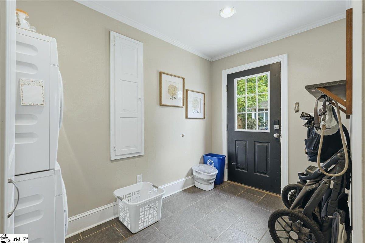8 Charlotte Street Property Photo 24