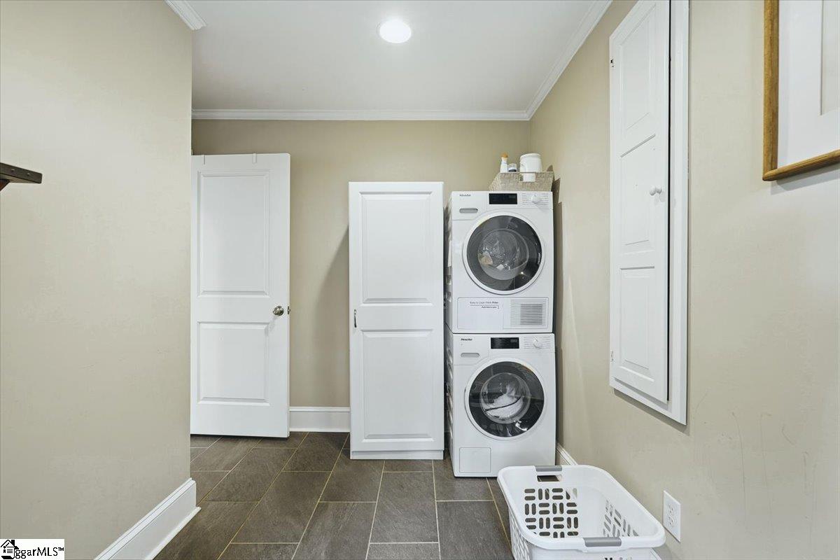 8 Charlotte Street Property Photo 25