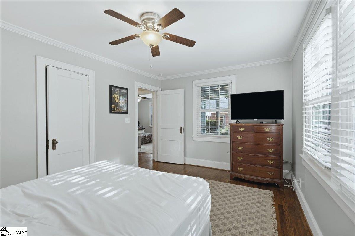 8 Charlotte Street Property Photo 38