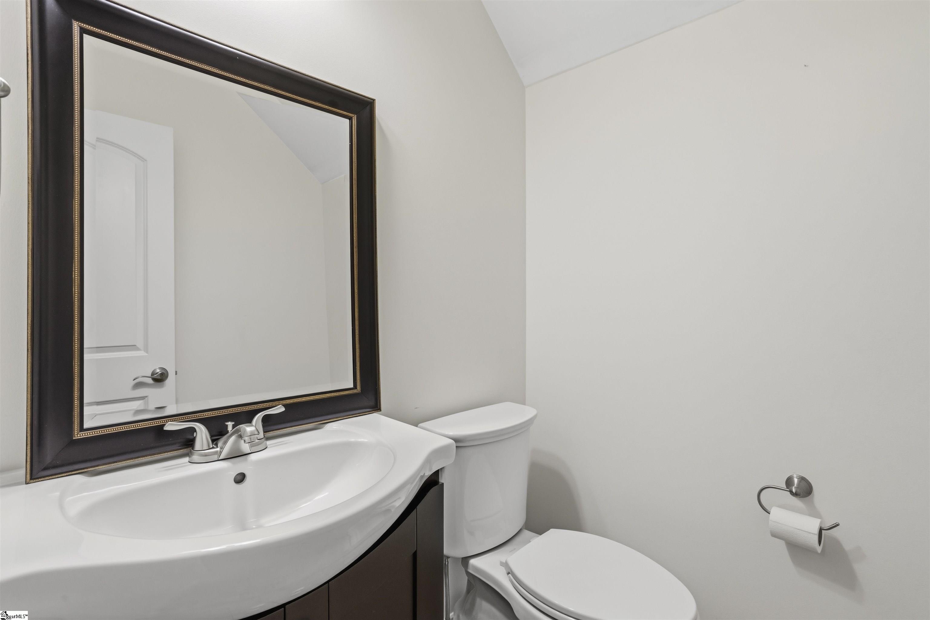 127 Carshalton Drive Property Photo 28