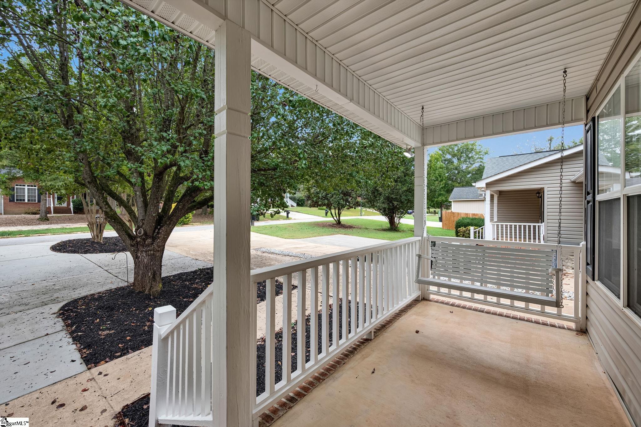 154 Ashton Lane Property Photo 4