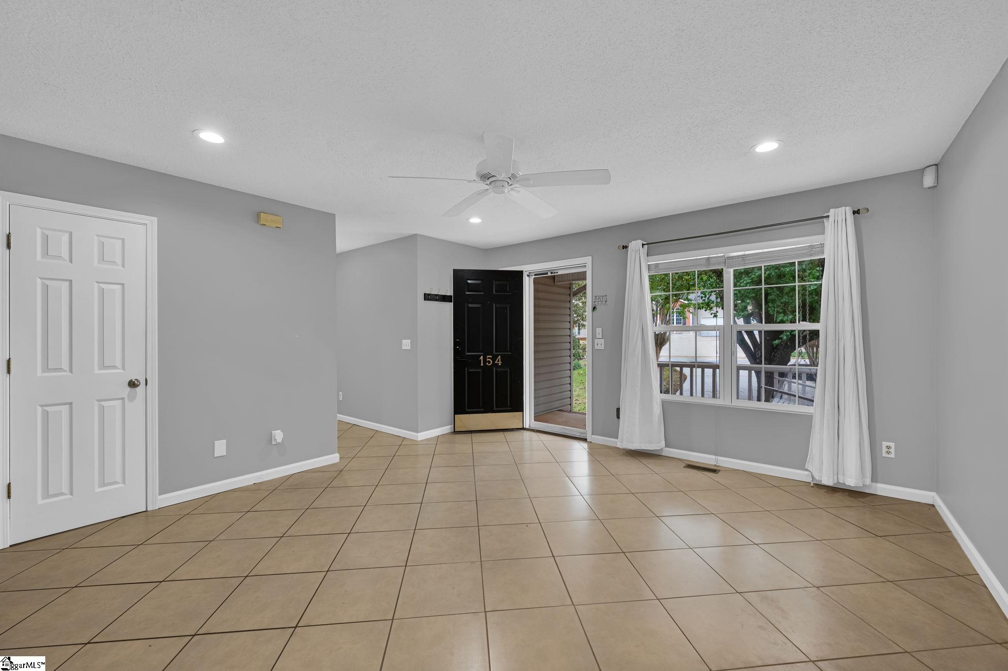 154 Ashton Lane Property Photo 6