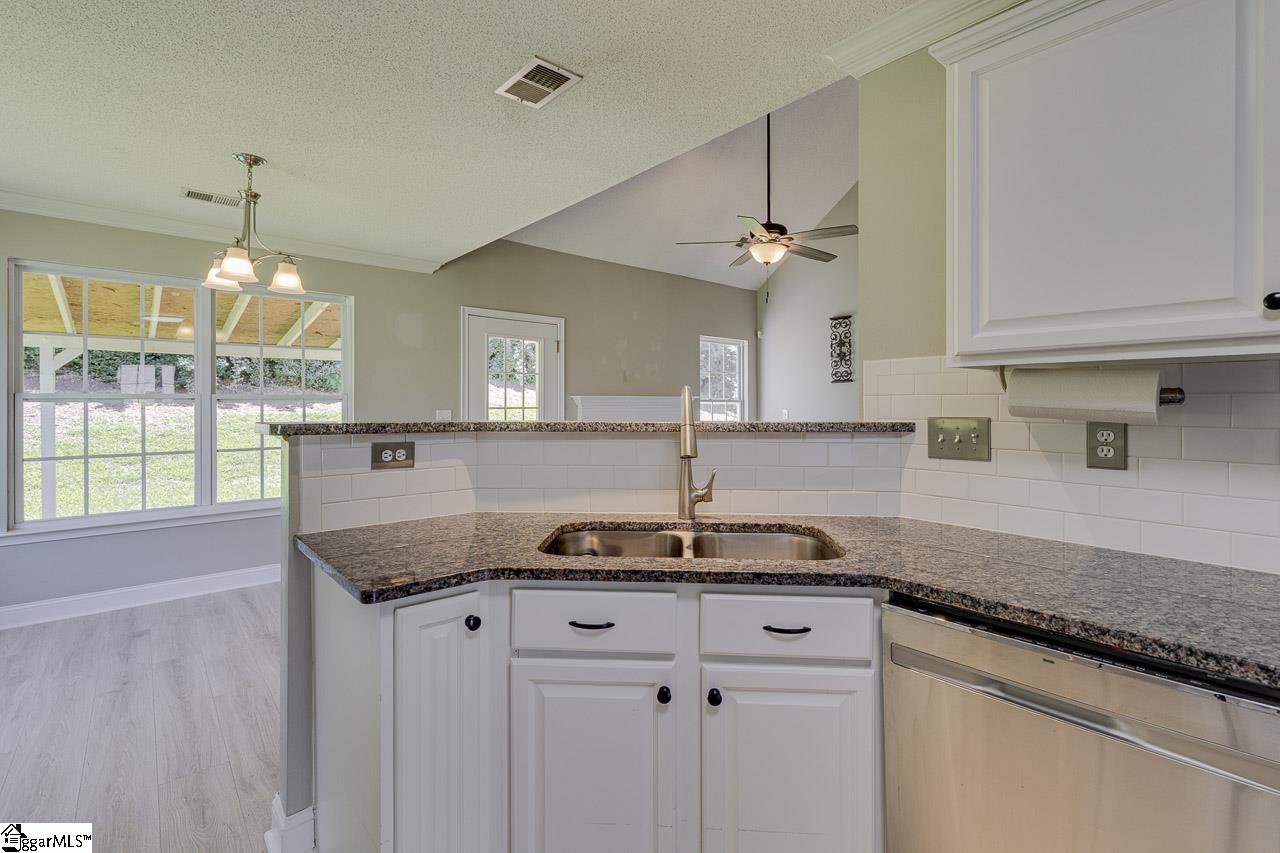 253 Rivers Edge Drive Property Photo 24