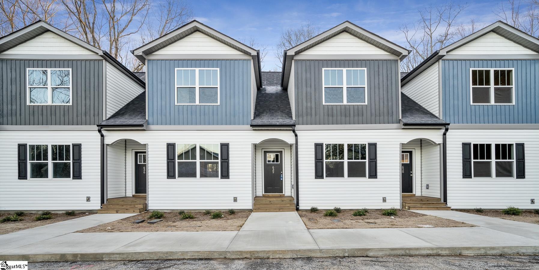 628 Forest Creek Circle Property Photo 1