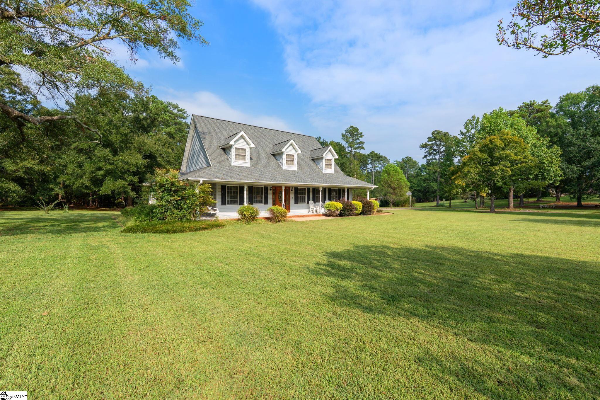 1100 Pine Knoll Property Photo 4