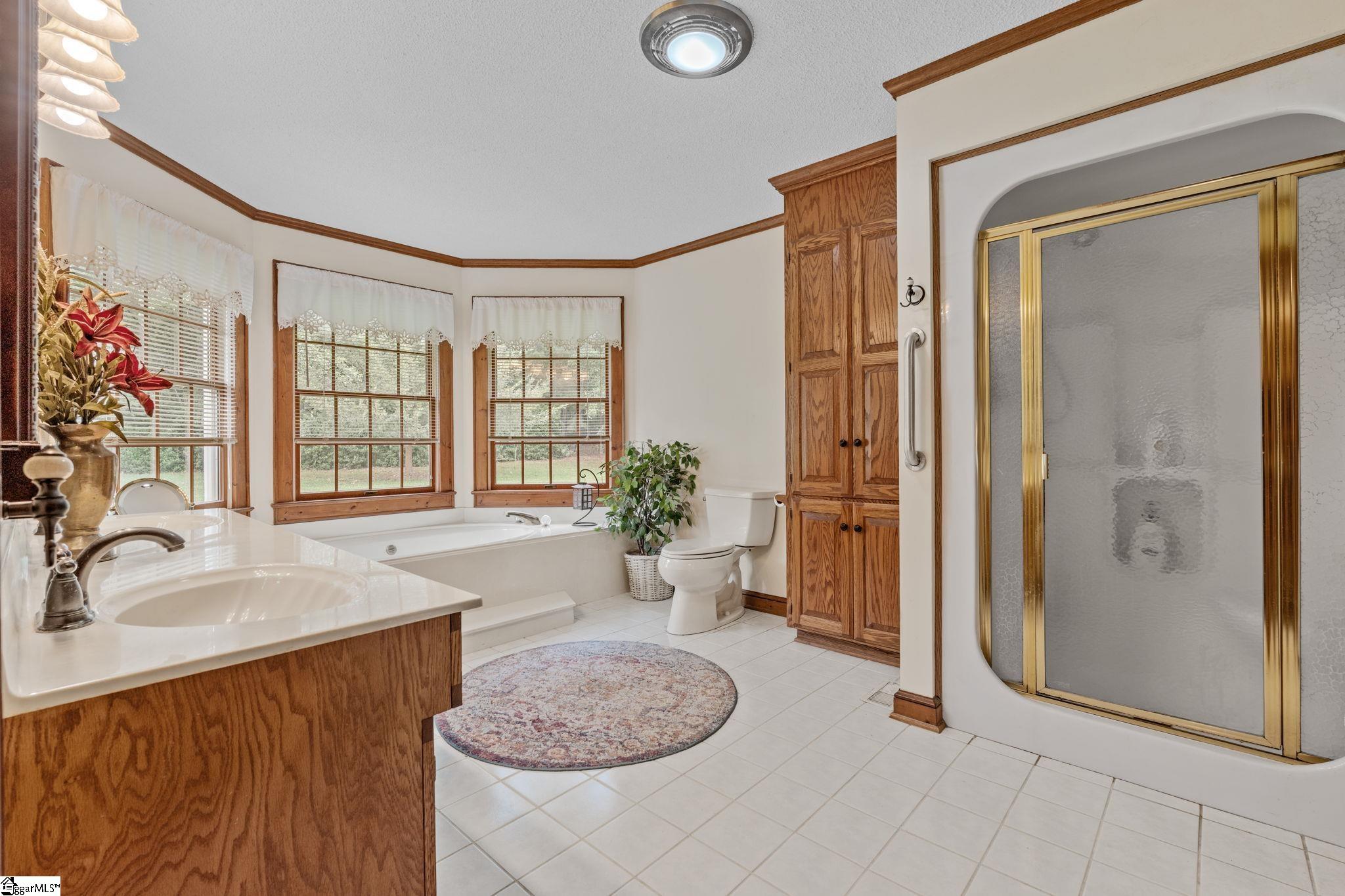1100 Pine Knoll Property Photo 33