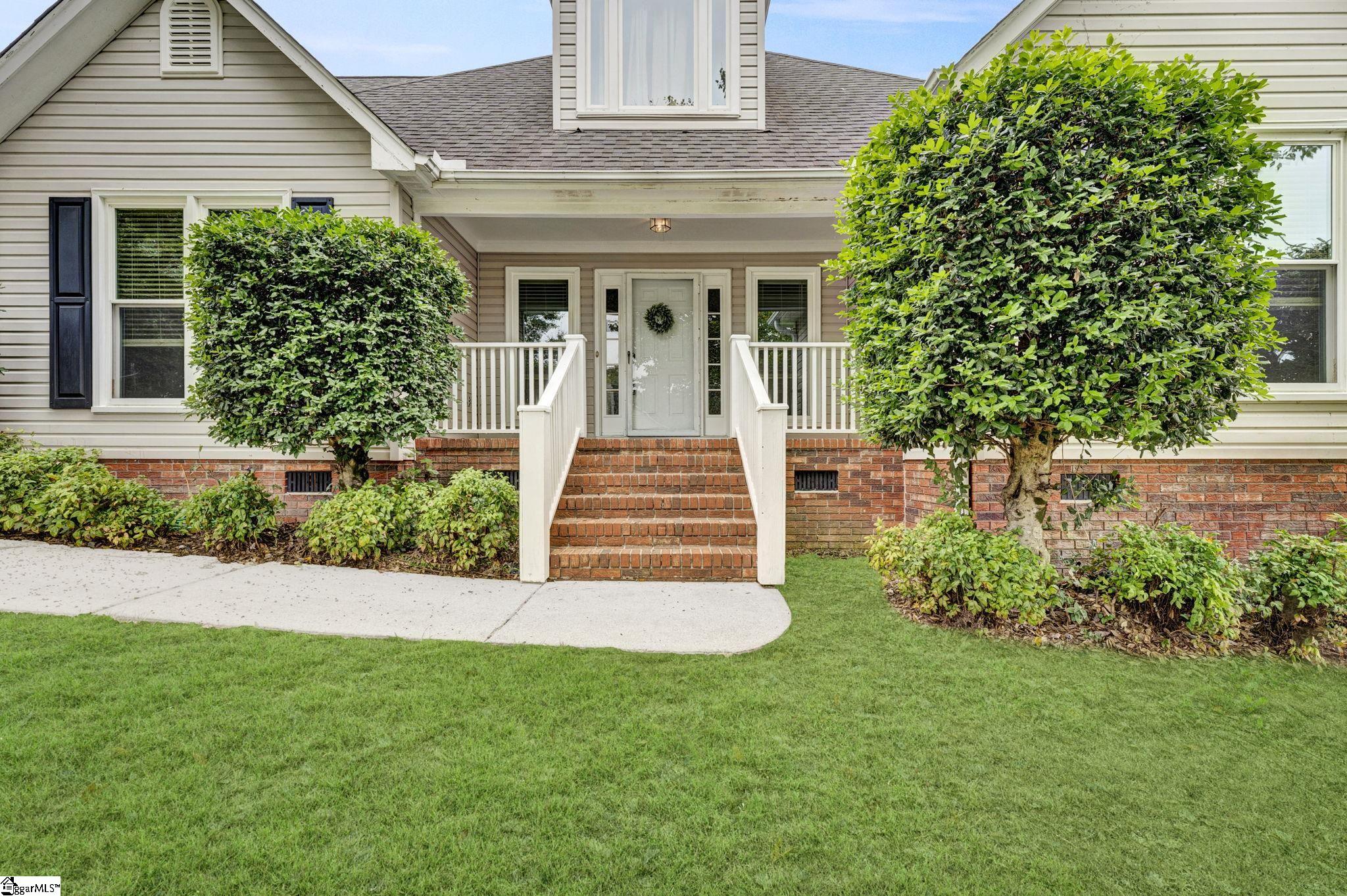 17 Arbordale Lane Property Photo 2