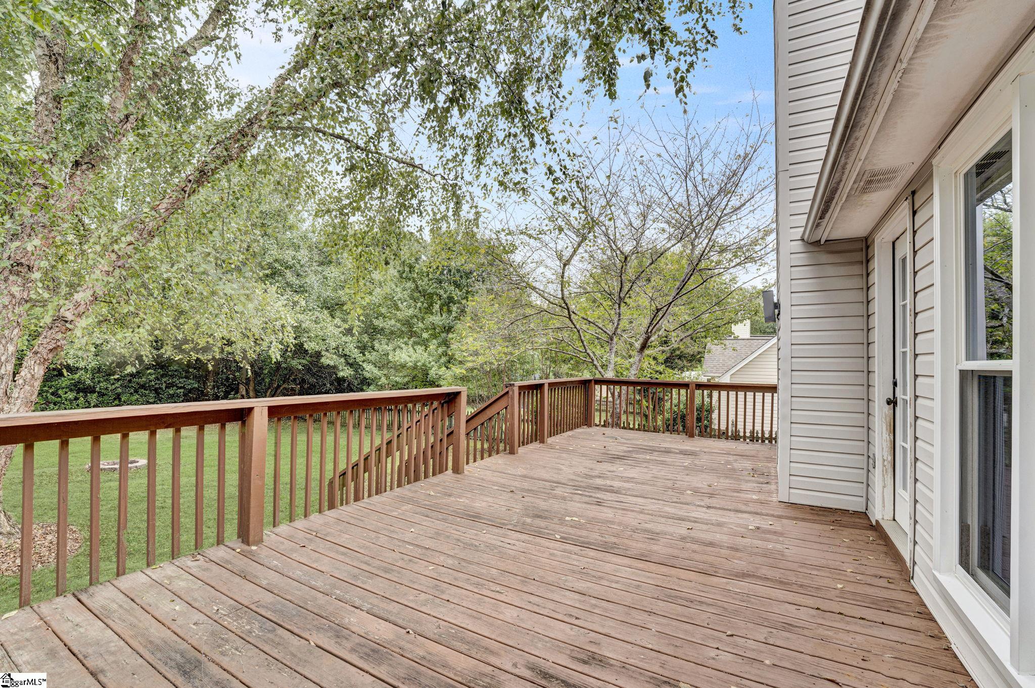17 Arbordale Lane Property Photo 5