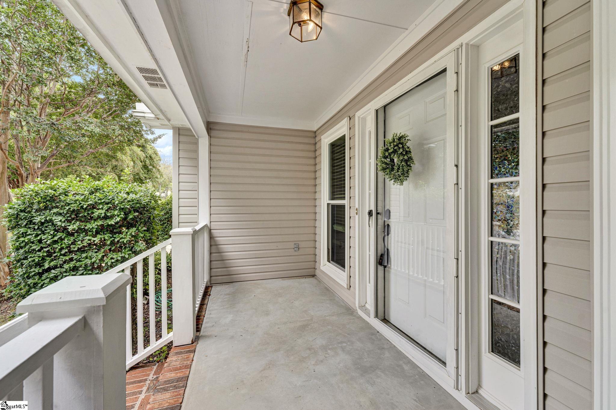 17 Arbordale Lane Property Photo 12