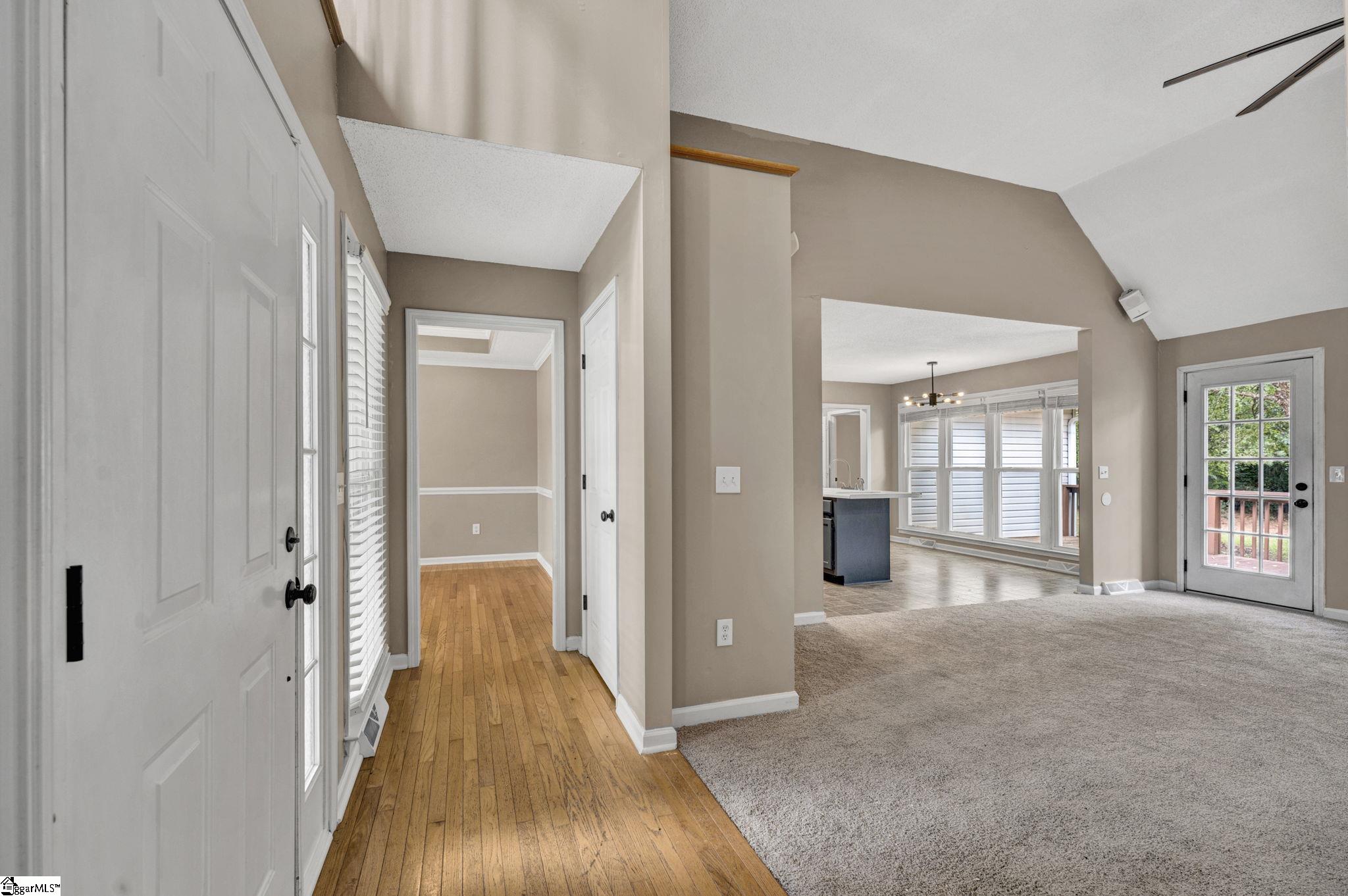 17 Arbordale Lane Property Photo 19