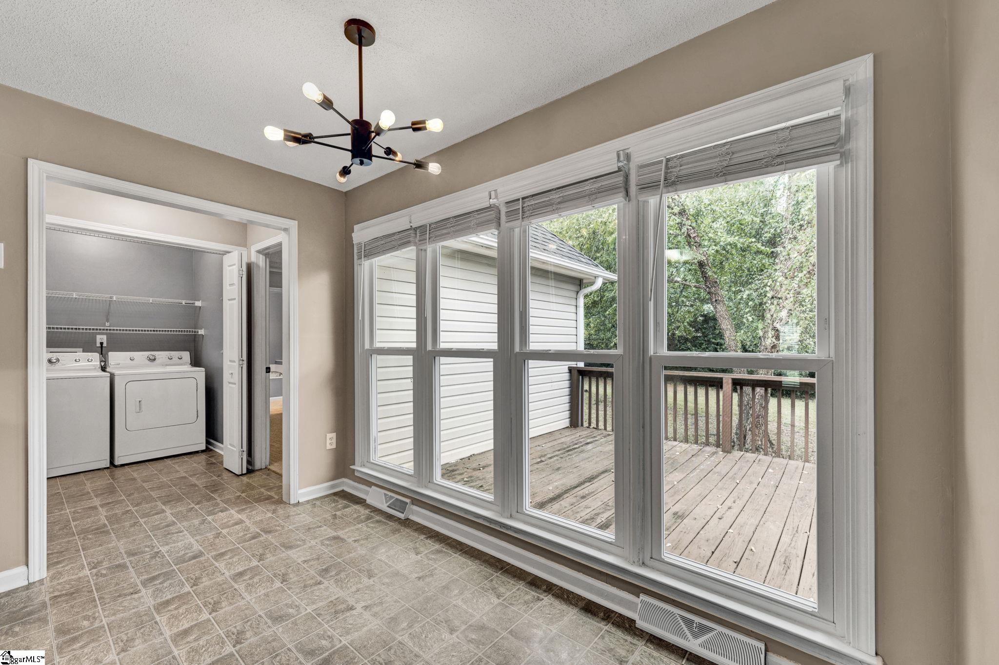 17 Arbordale Lane Property Photo 25