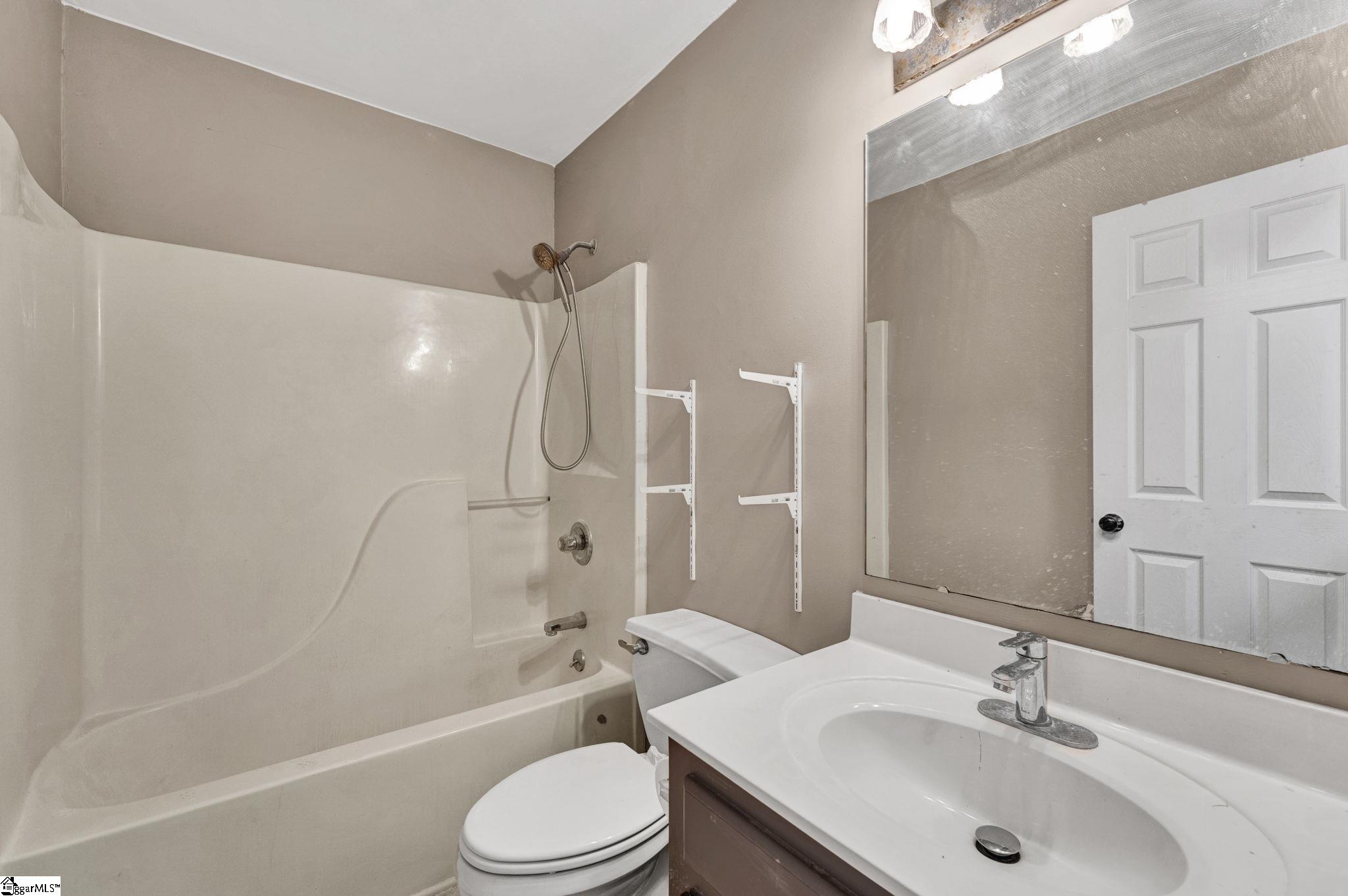 17 Arbordale Lane Property Photo 34