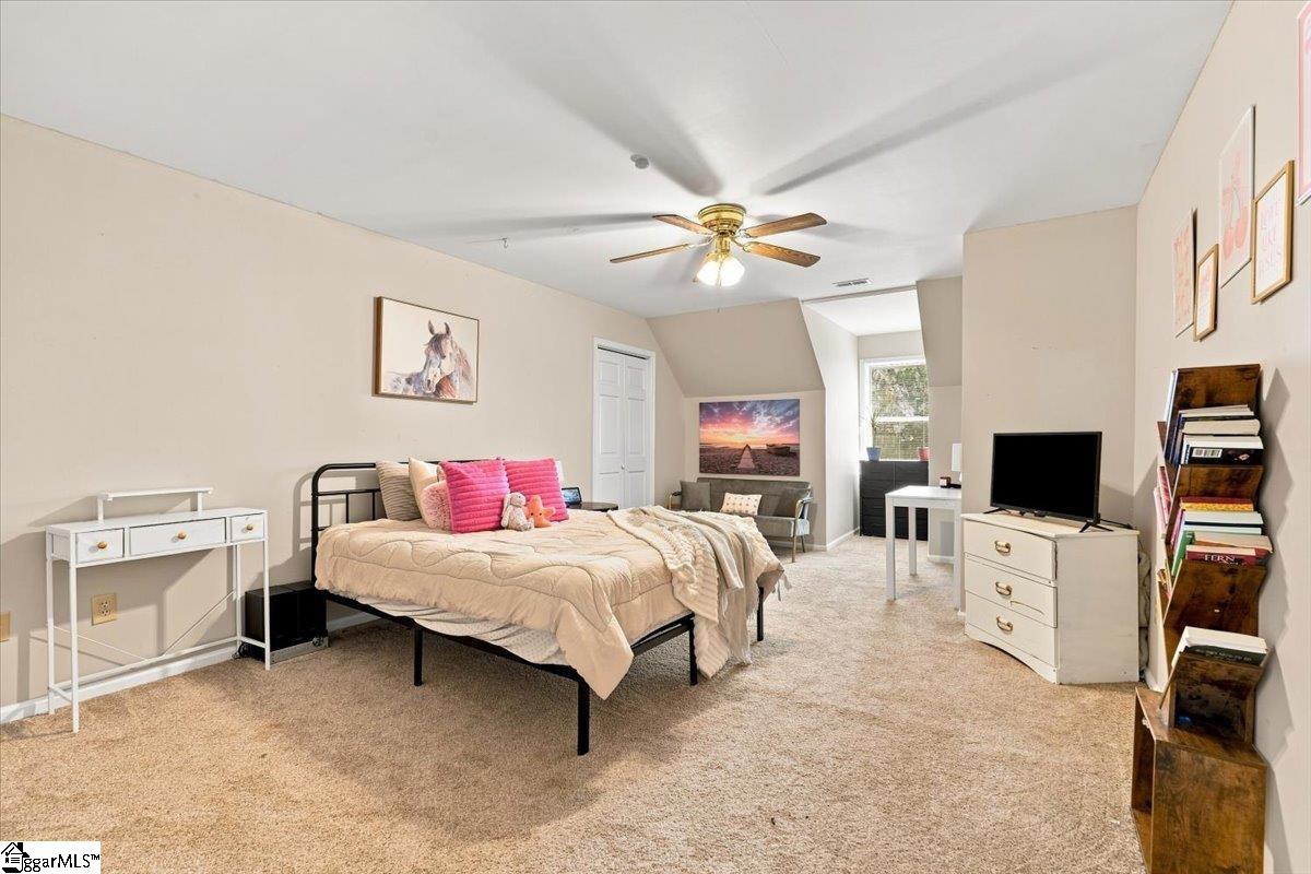 209 Sandstone Drive Property Photo 34