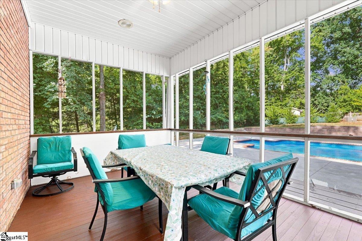 209 Sandstone Drive Property Photo 45