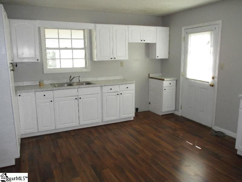 186 Stover And Hurley Drive Property Photo 2