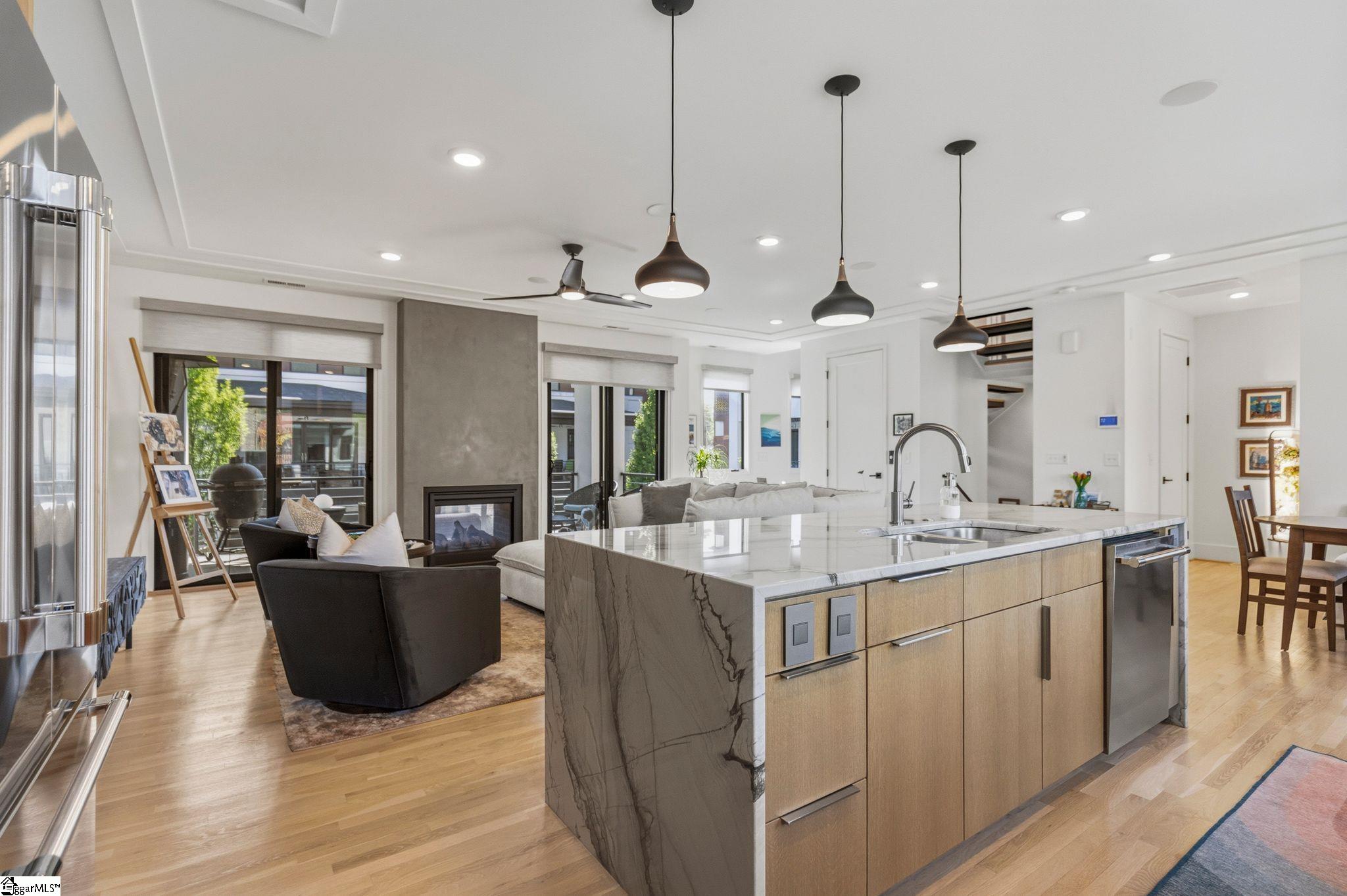 4 Calhoun Hill Way Property Photo 9