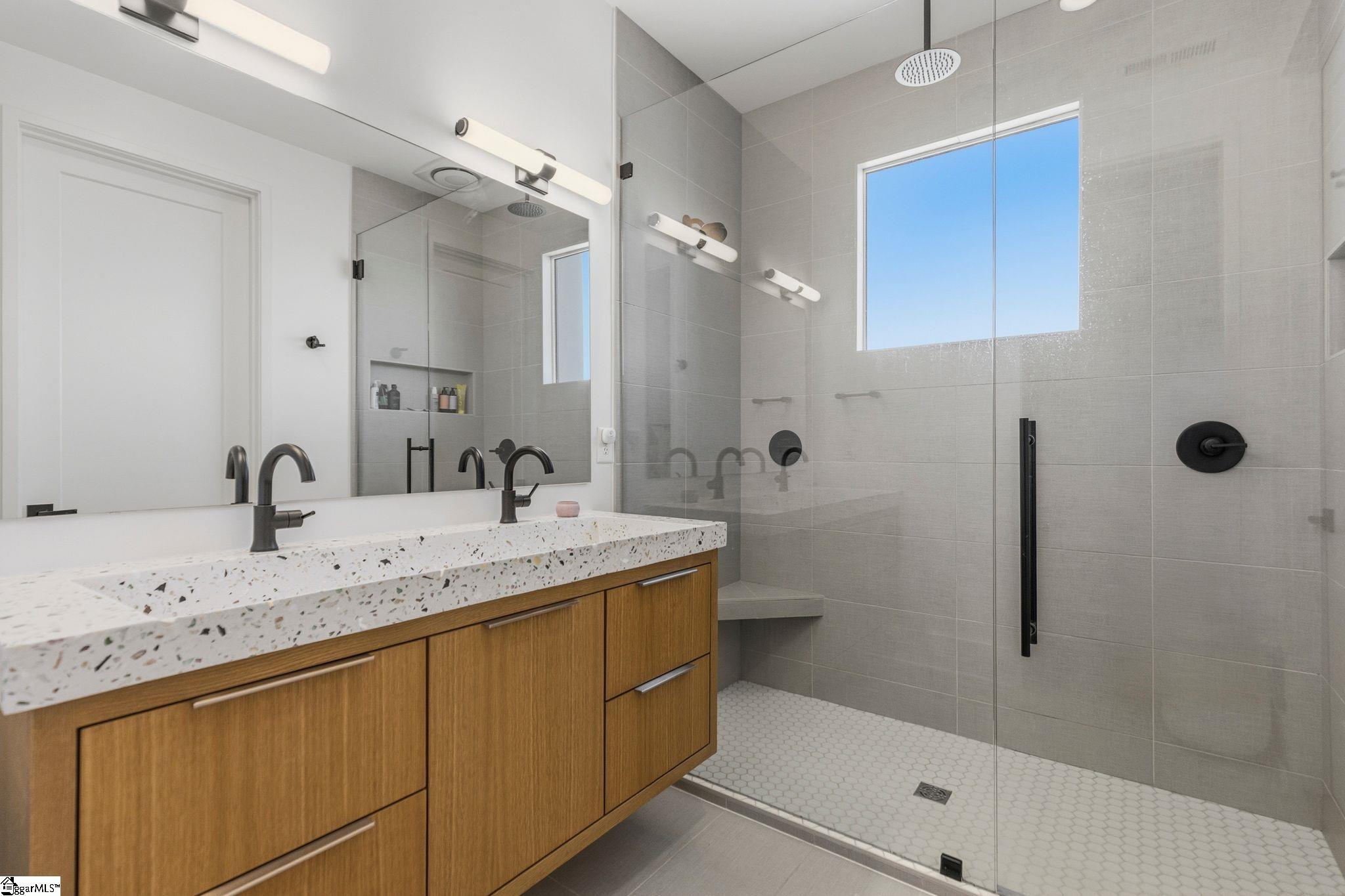 4 Calhoun Hill Way Property Photo 25