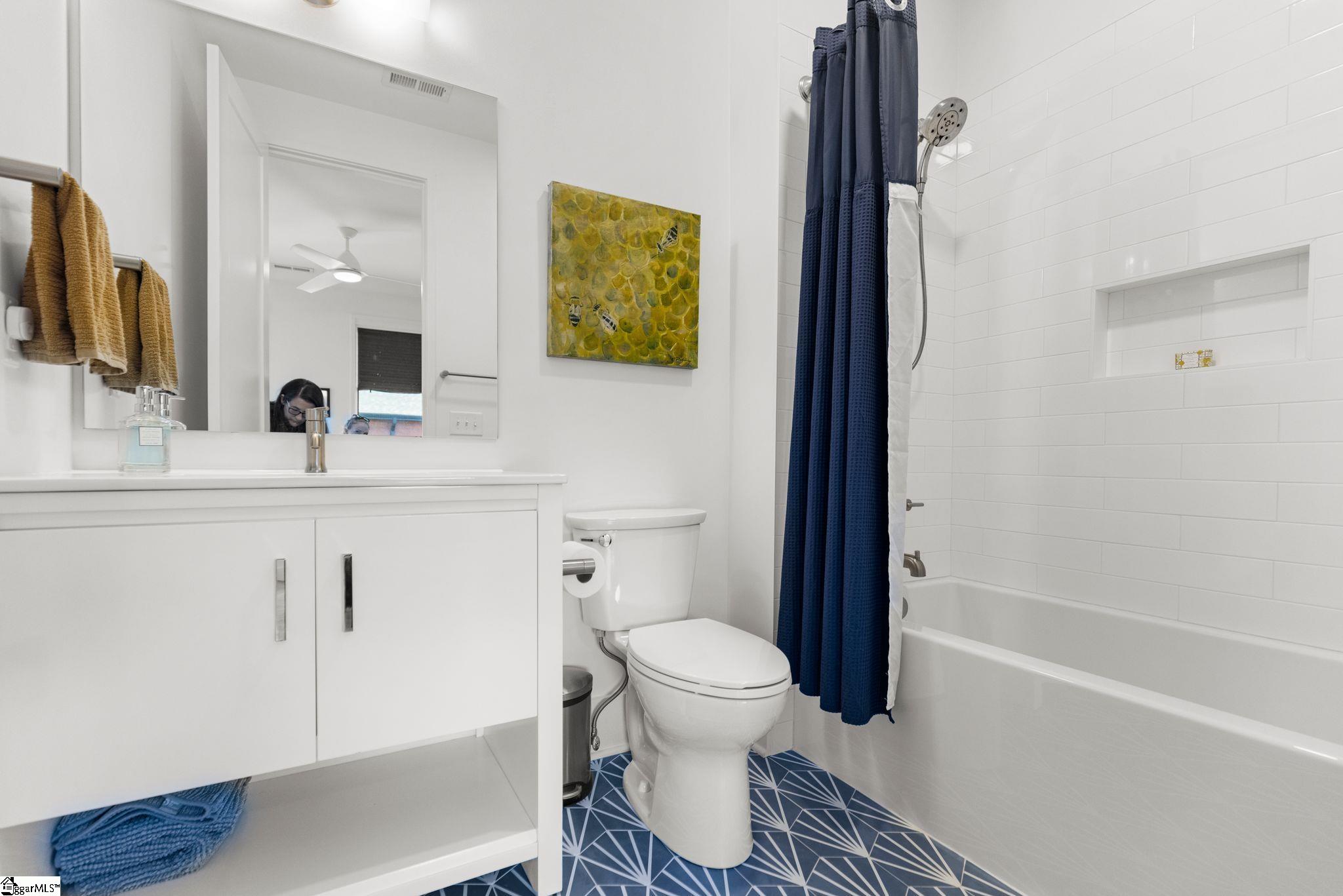 4 Calhoun Hill Way Property Photo 32