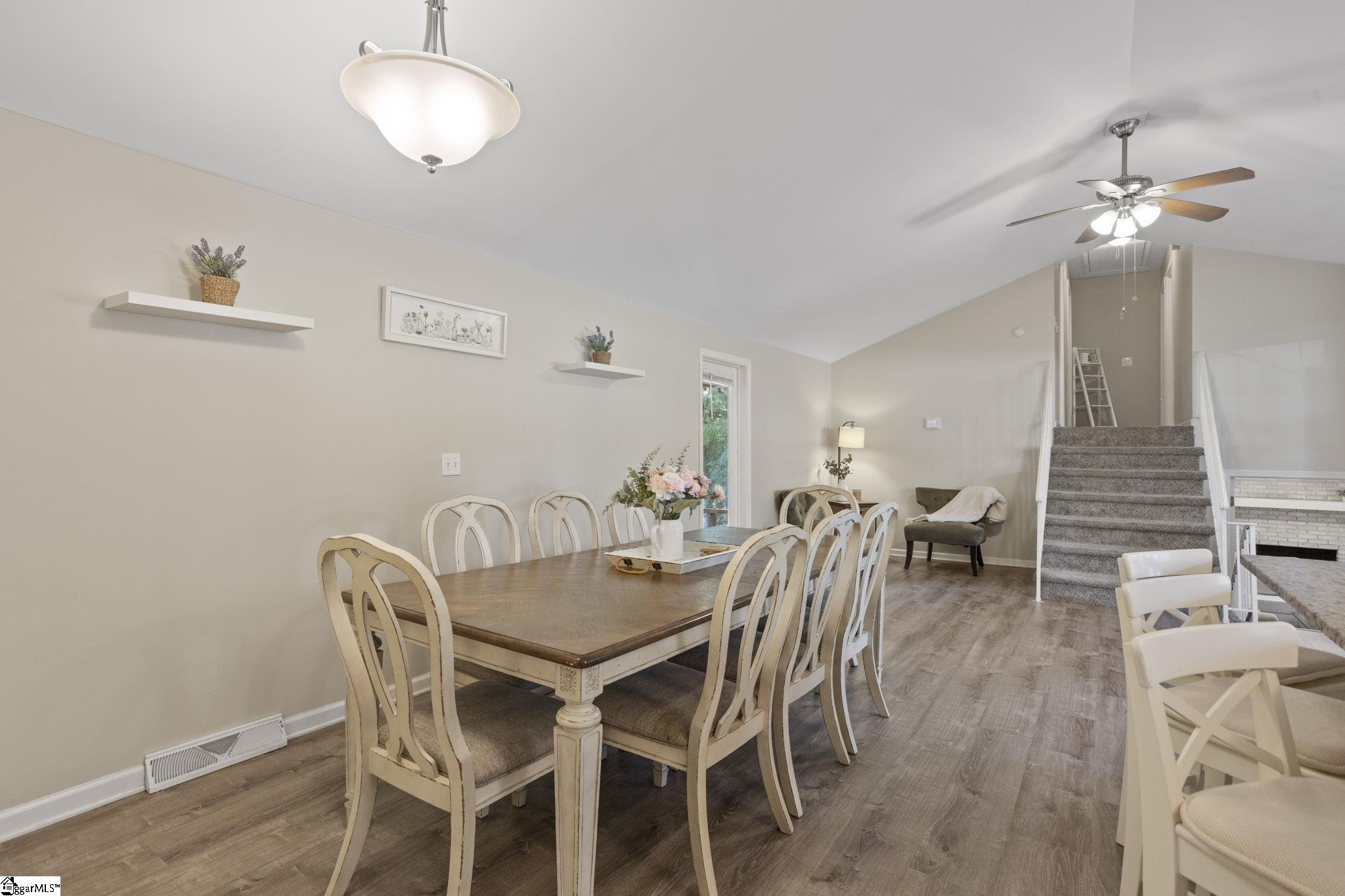 102 Branchview Court Property Photo 8