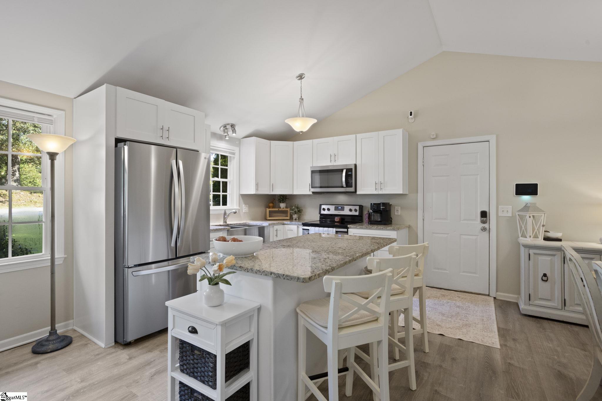 102 Branchview Court Property Photo 11