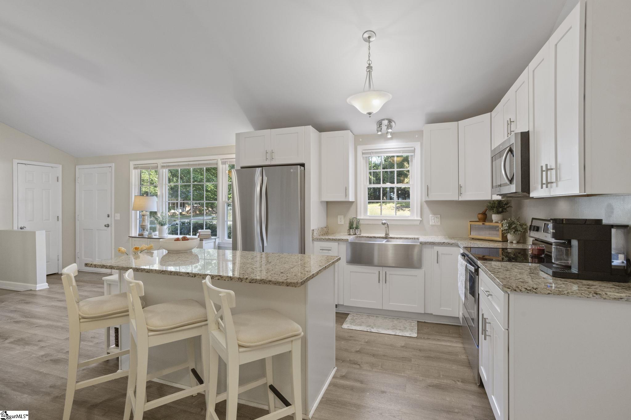 102 Branchview Court Property Photo 12