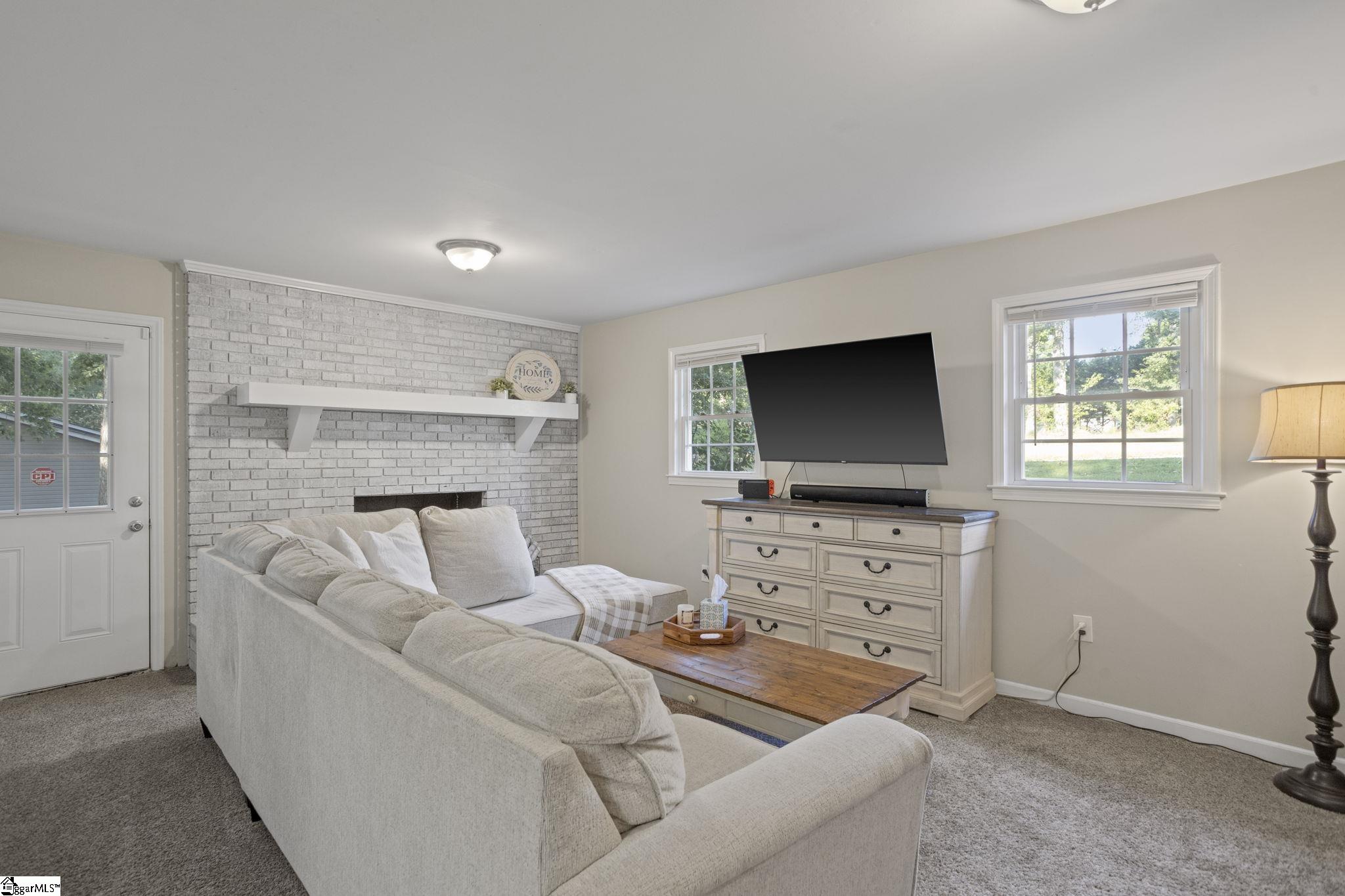 102 Branchview Court Property Photo 26