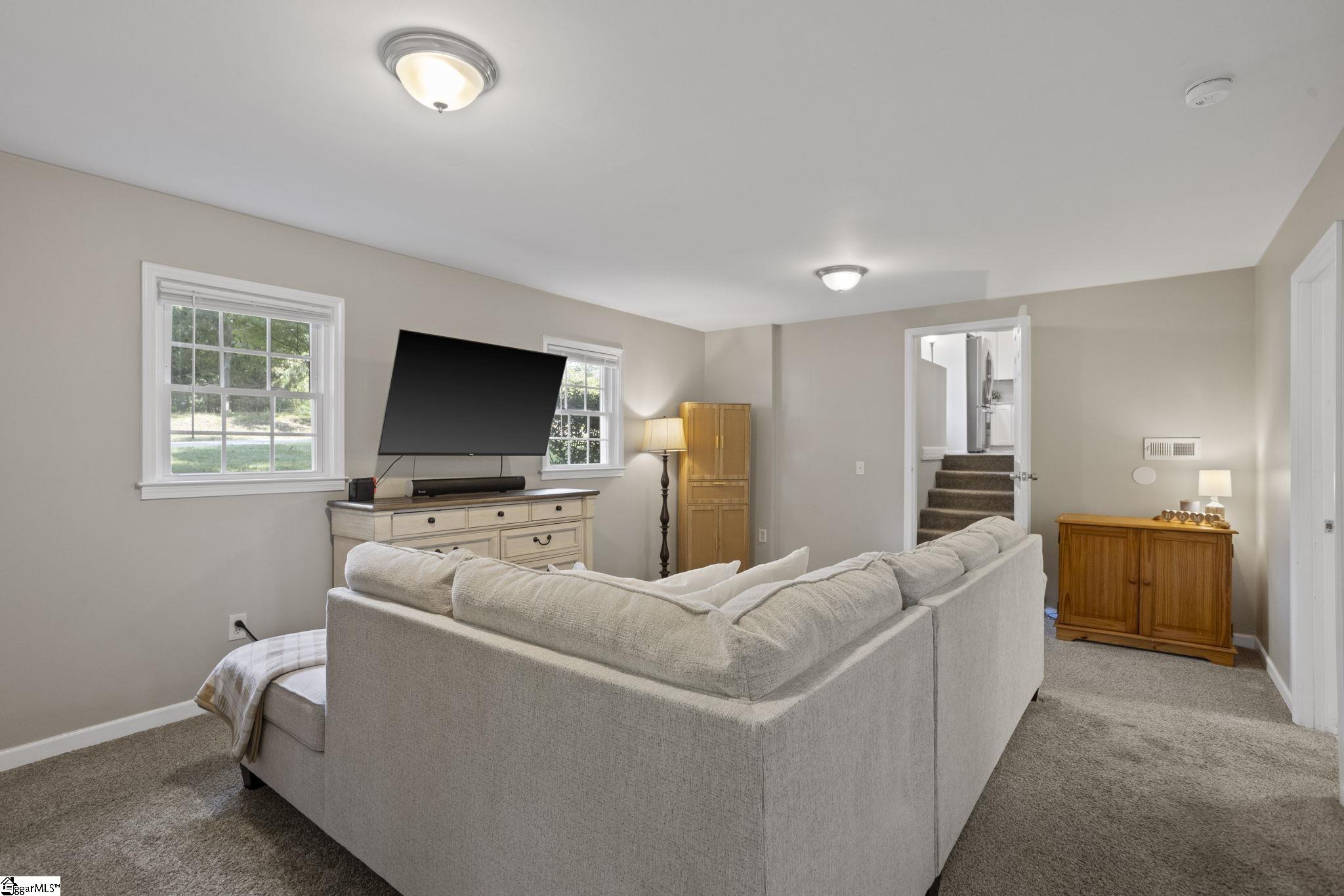 102 Branchview Court Property Photo 27