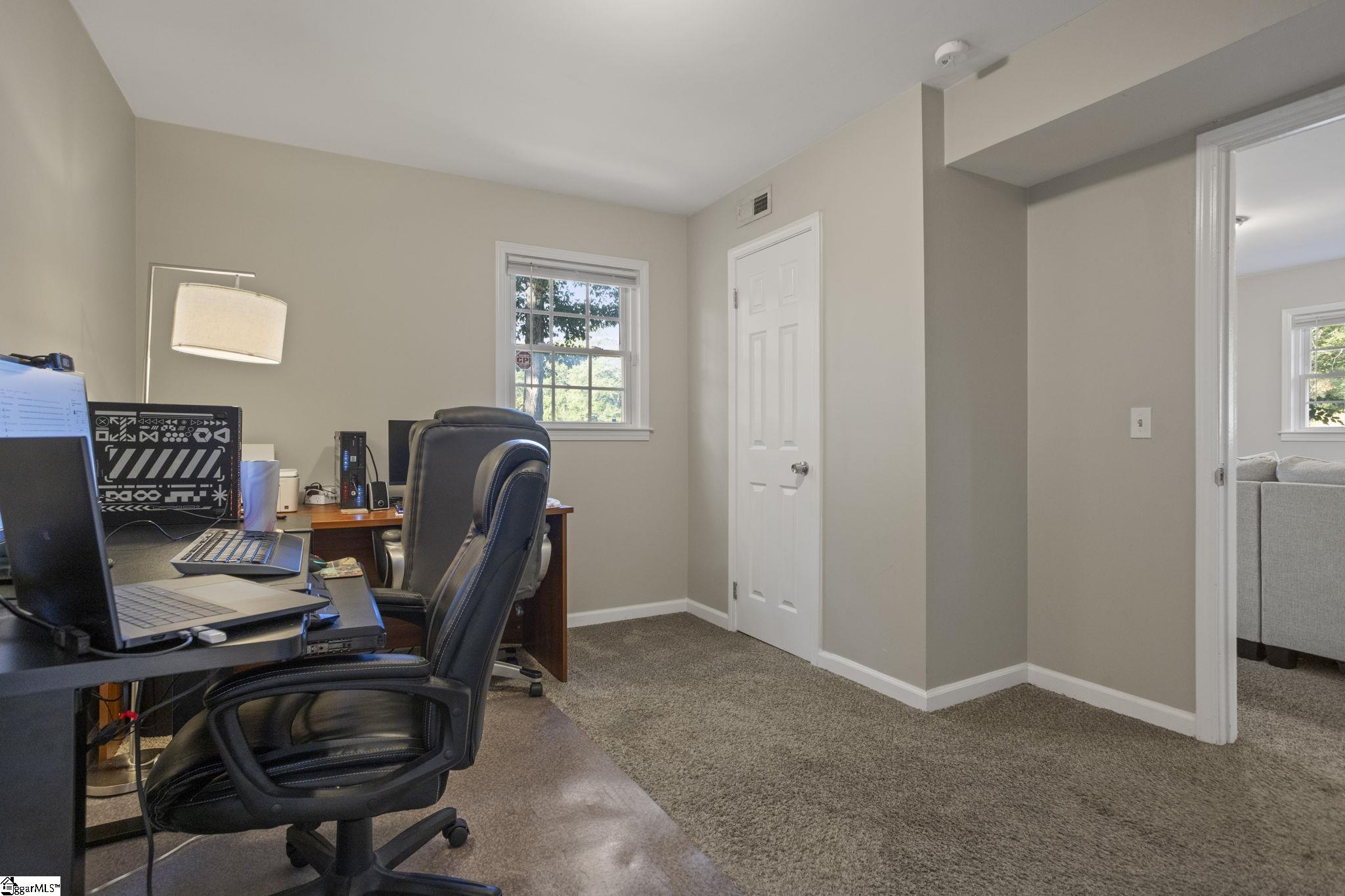 102 Branchview Court Property Photo 30