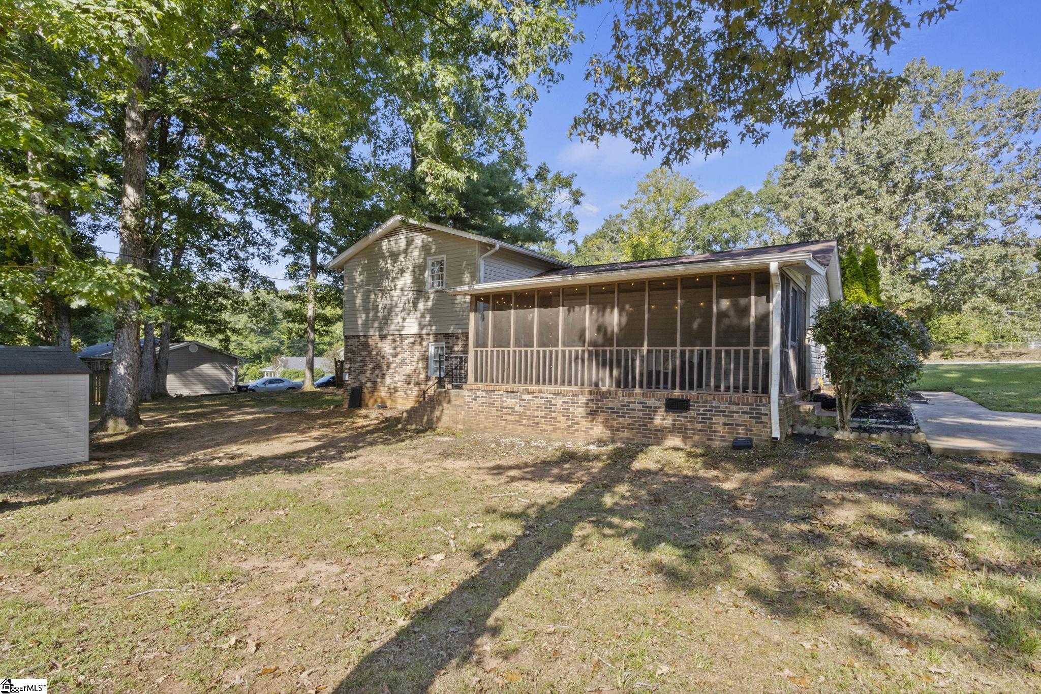 102 Branchview Court Property Photo 34