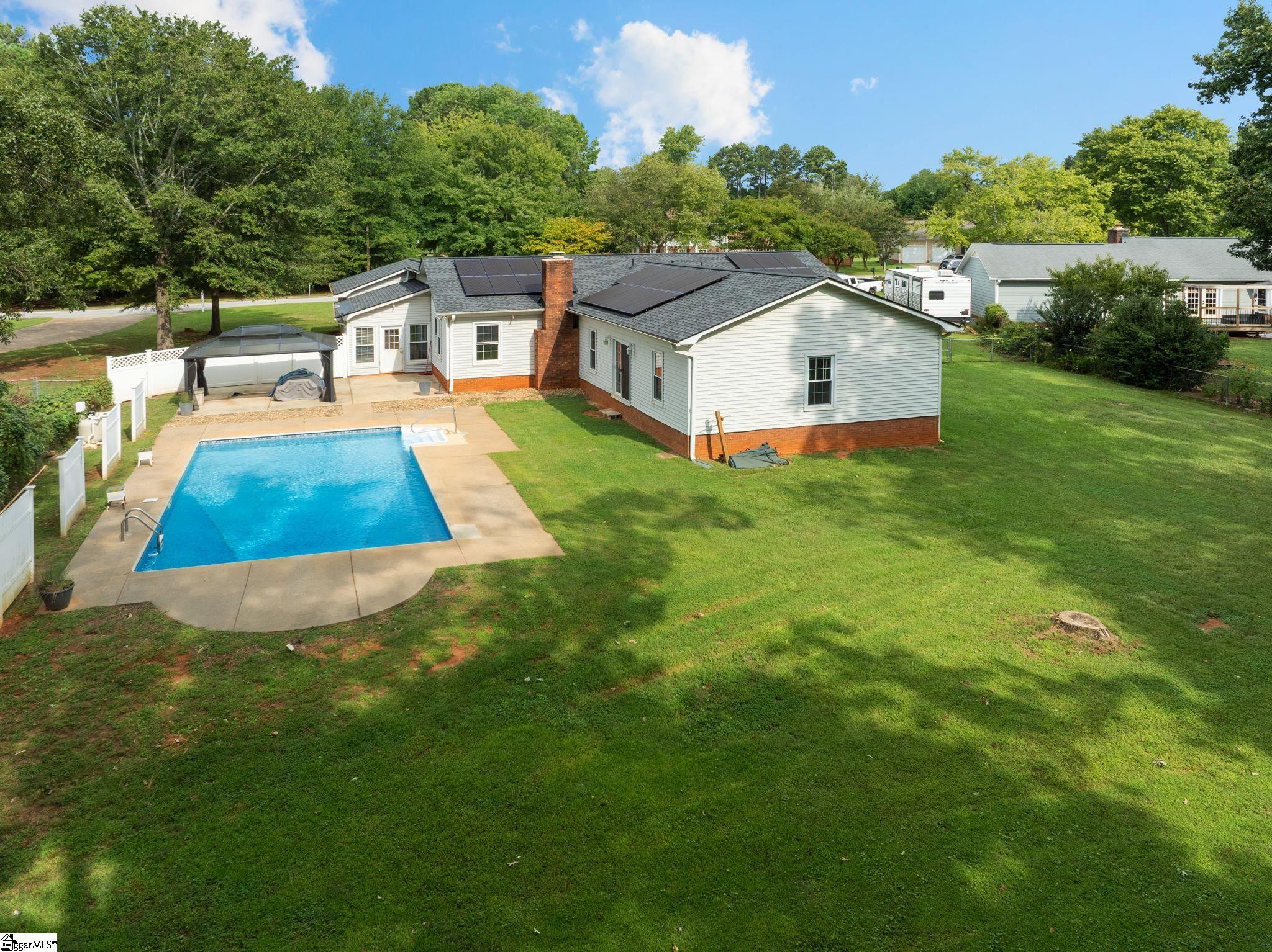 205 Harness Trail Property Photo 32