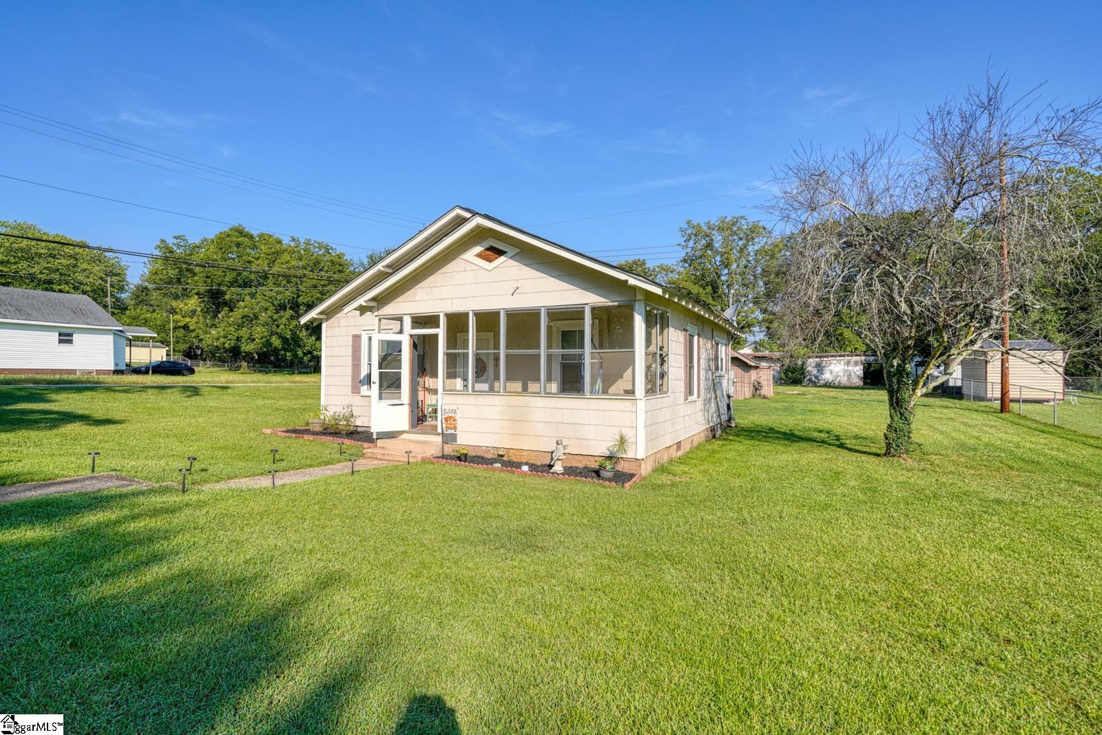 15 3rd Street Property Photo 1