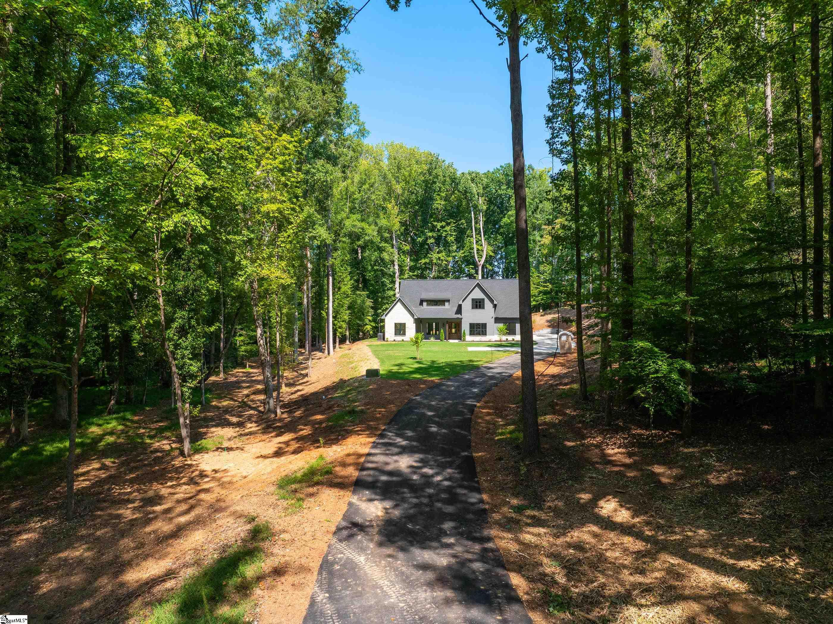 188 Graylyn Drive Property Photo 4