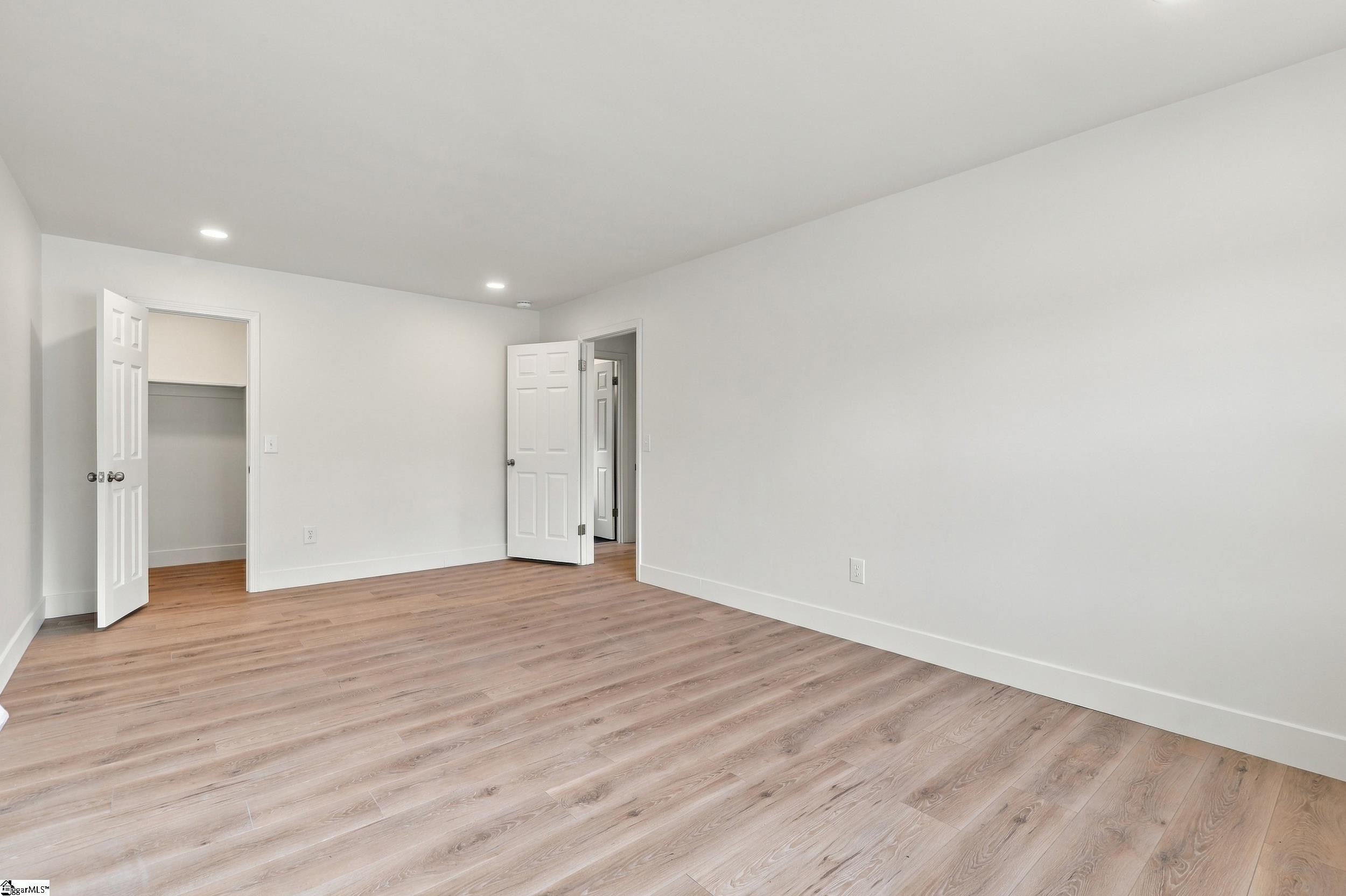 101 Agewood Drive Property Photo 12