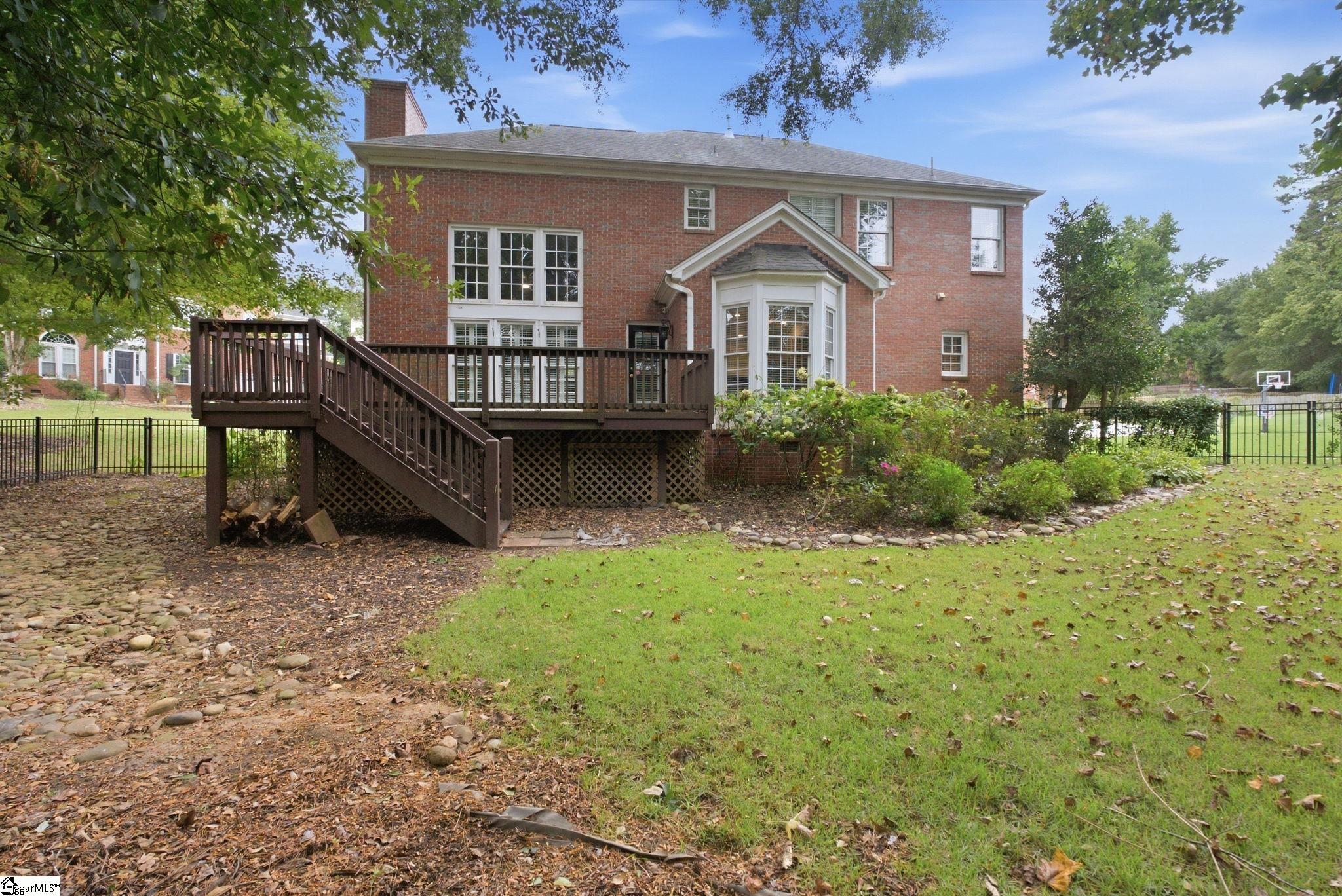 2 Mirramont Place Property Photo 8
