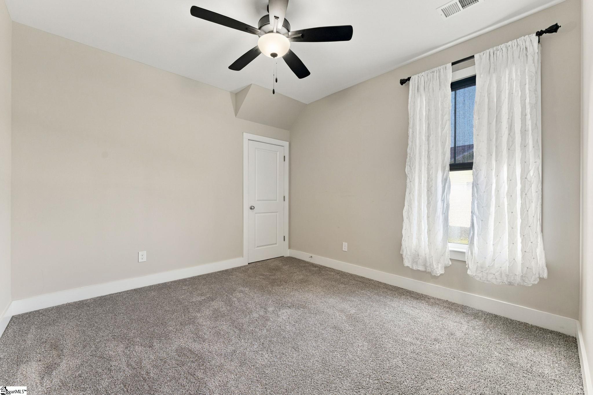 718 Amherst Glen Drive Property Photo 27
