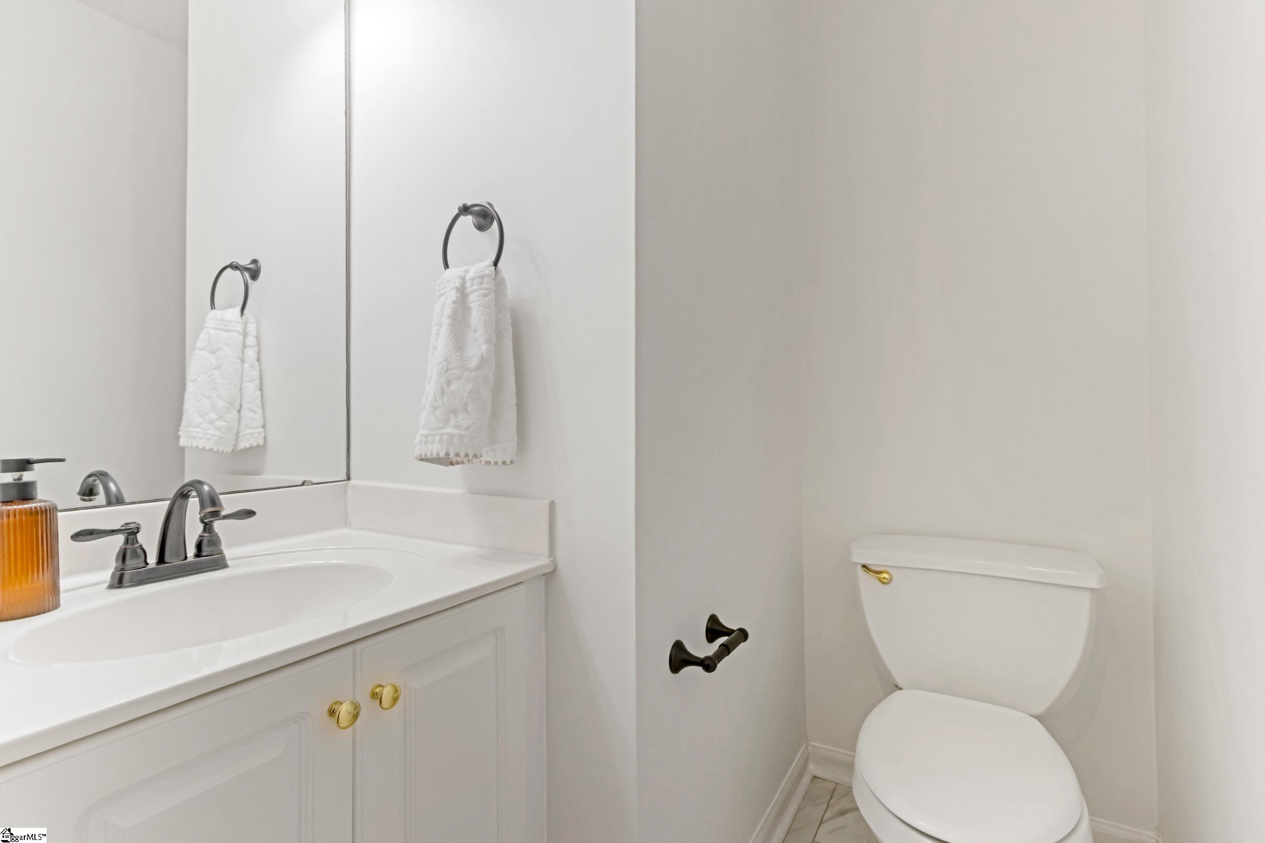 15 Birchstone Court Property Photo 4