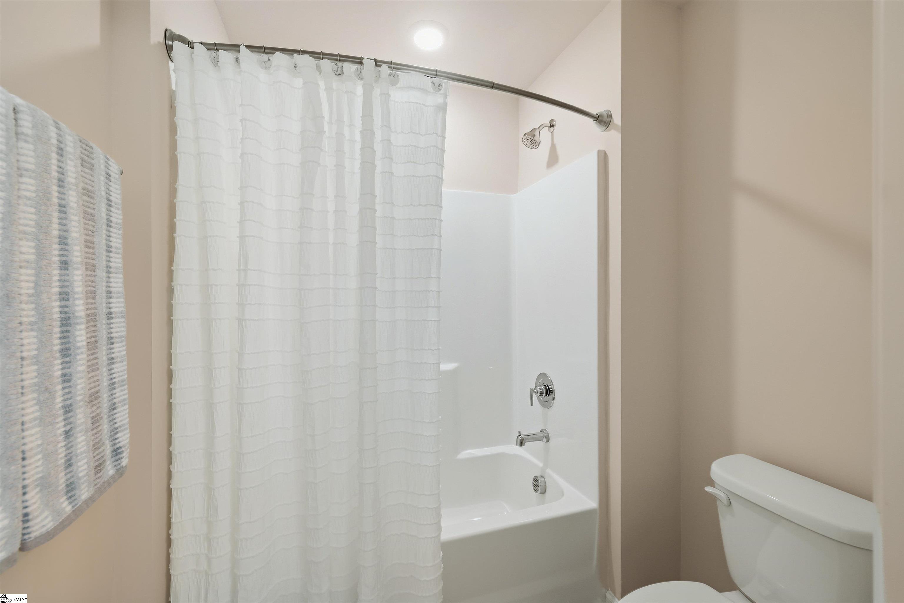 215 Reynard Trail Property Photo 37