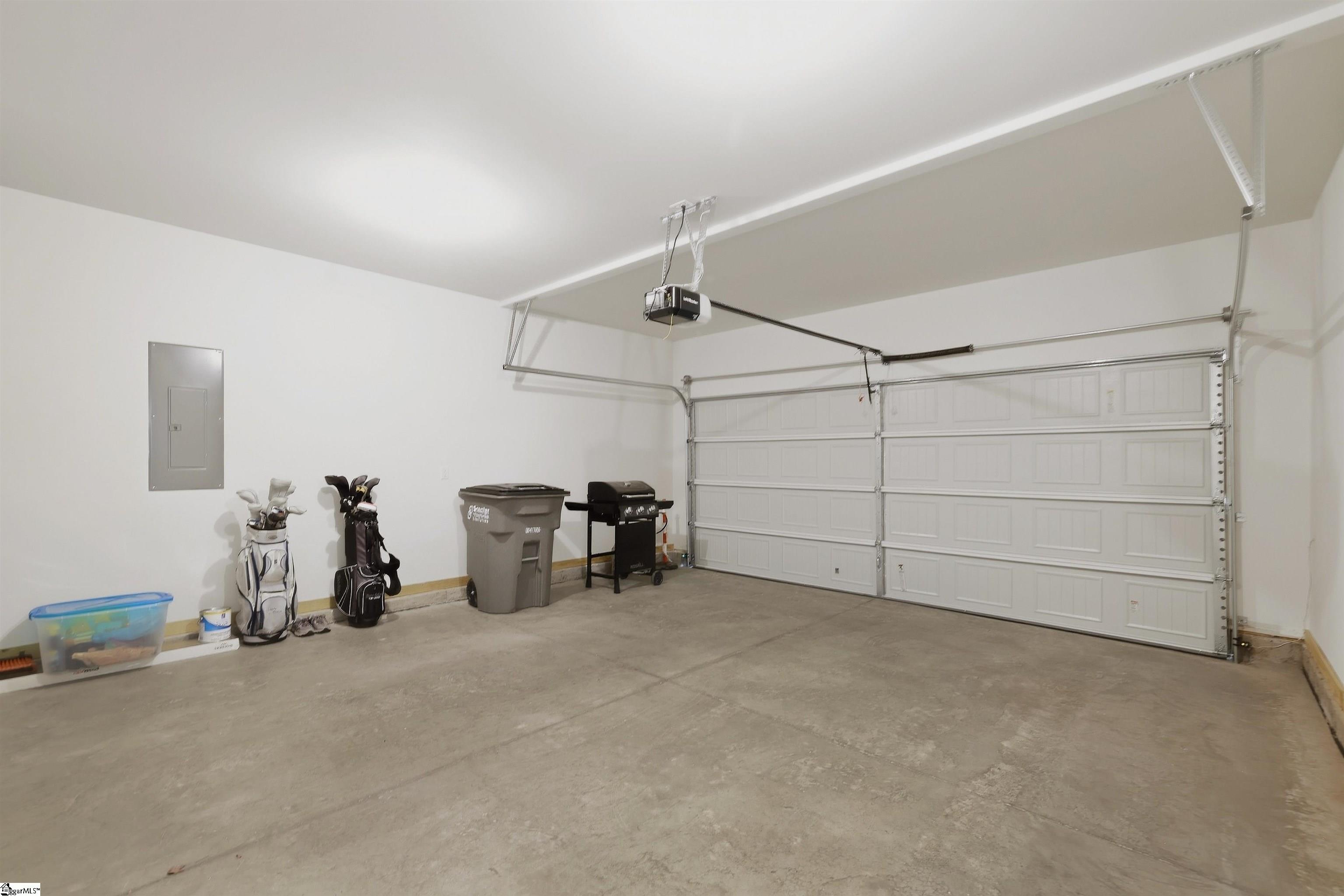 215 Reynard Trail Property Photo 40