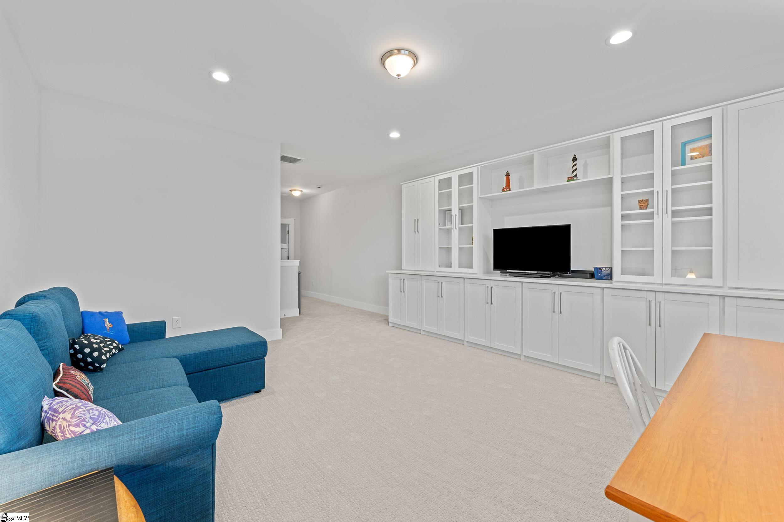 900 Novelty Drive Property Photo 34