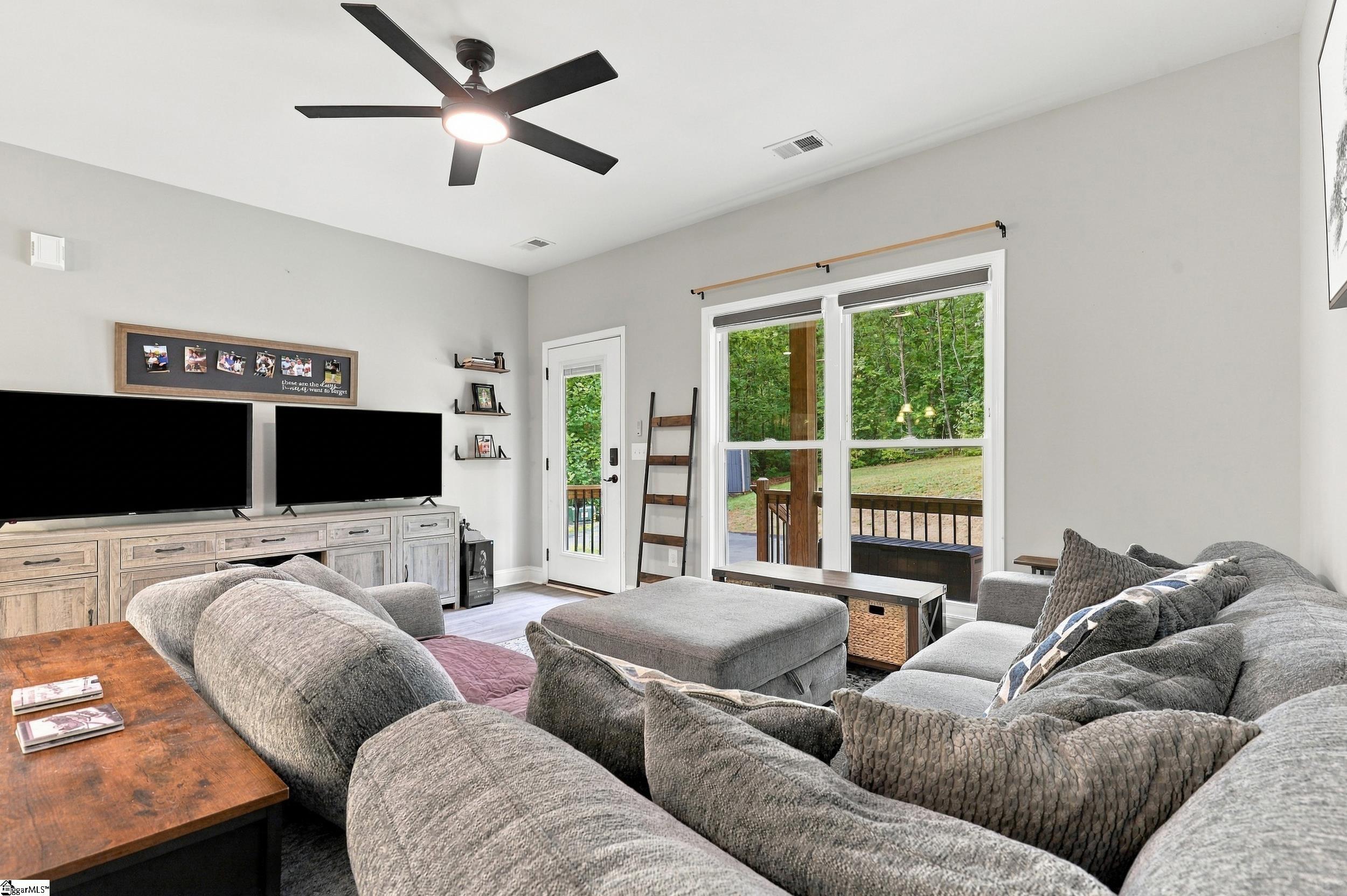 105 Forestville Road Property Photo 10